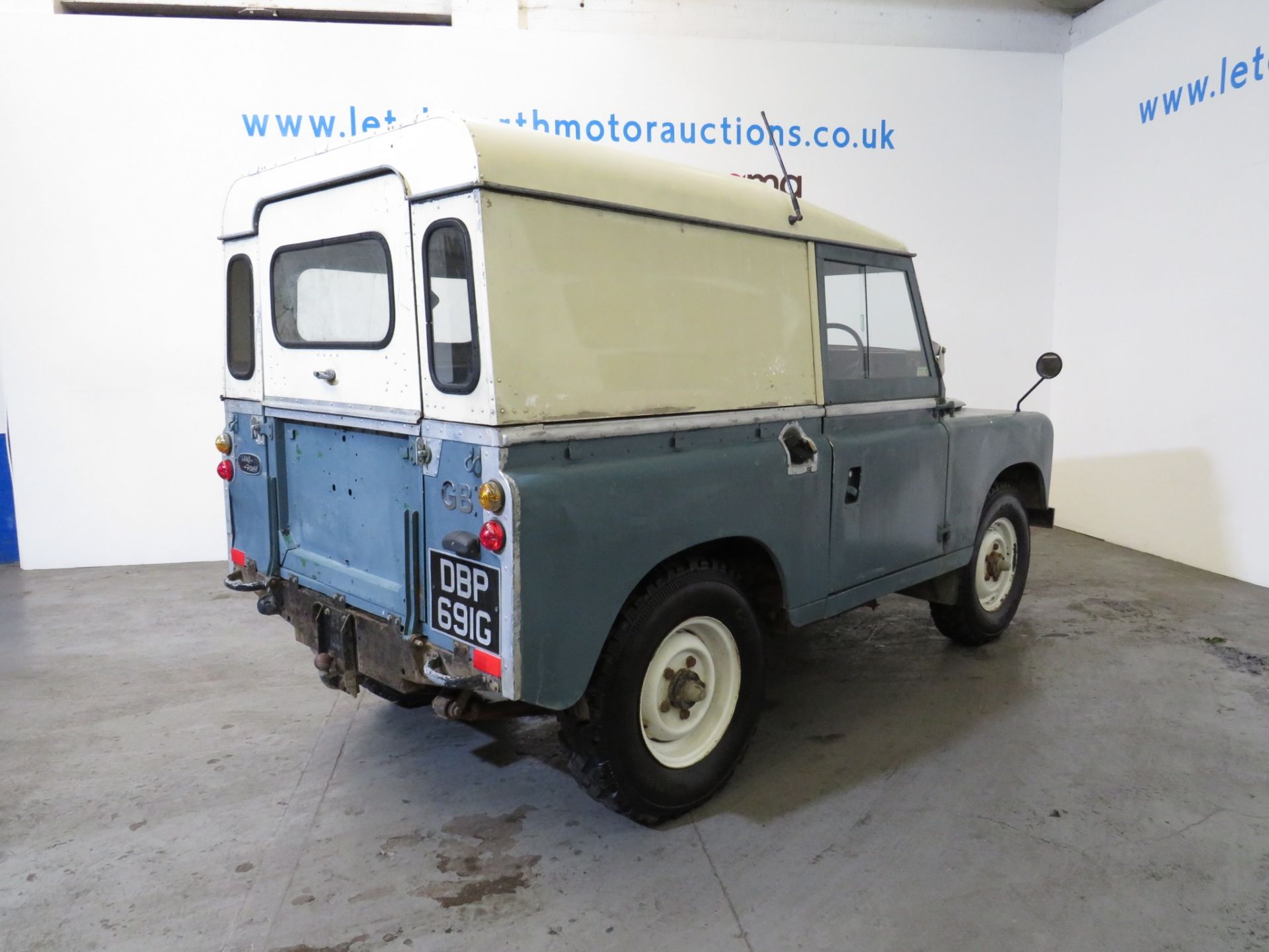 1969 Land Rover Series IIA SWB - 2265cc - Image 6 of 13