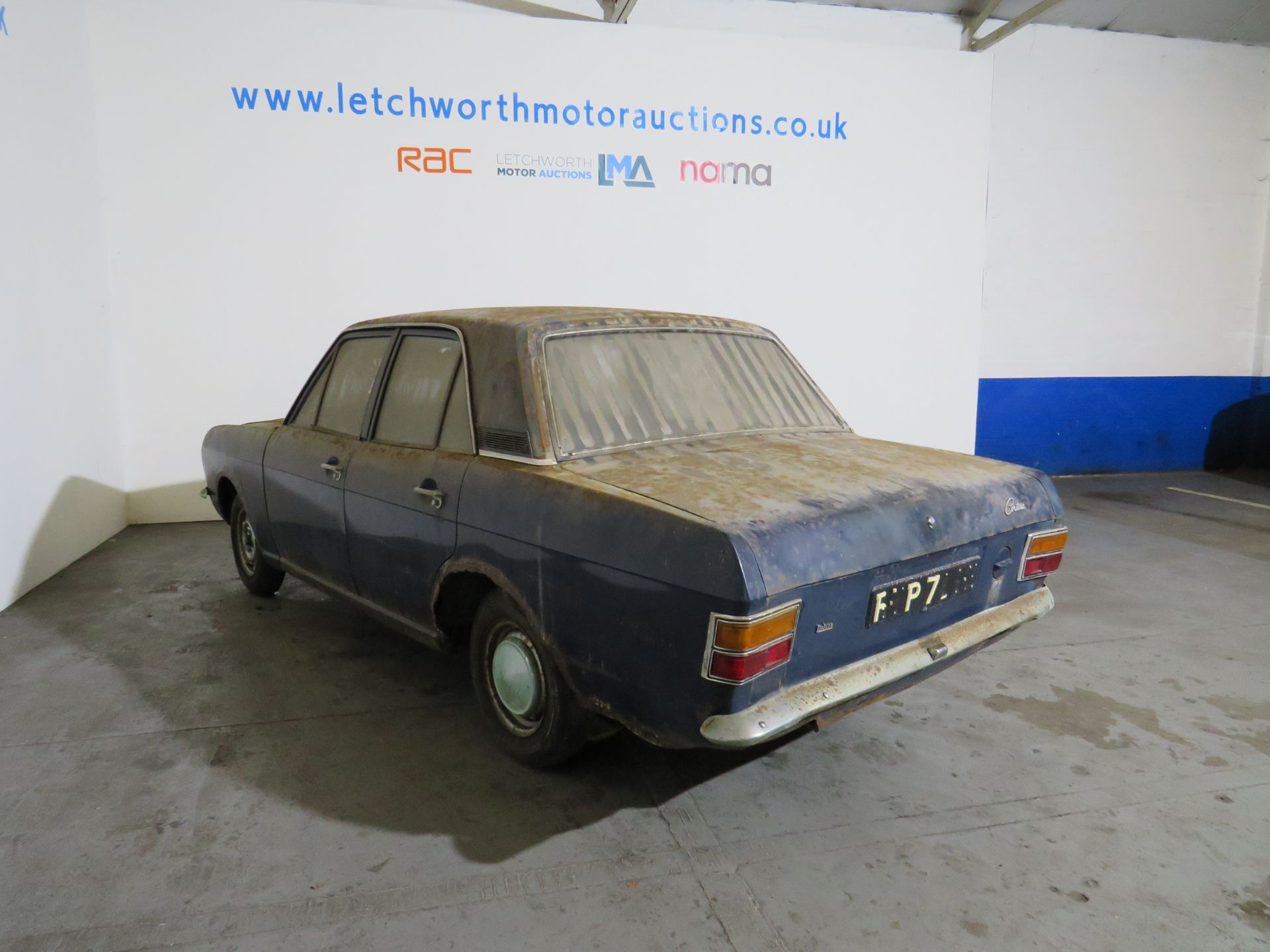 1967 Ford Cortina 1600 Deluxe *FOR RESTORATION* - Image 4 of 13