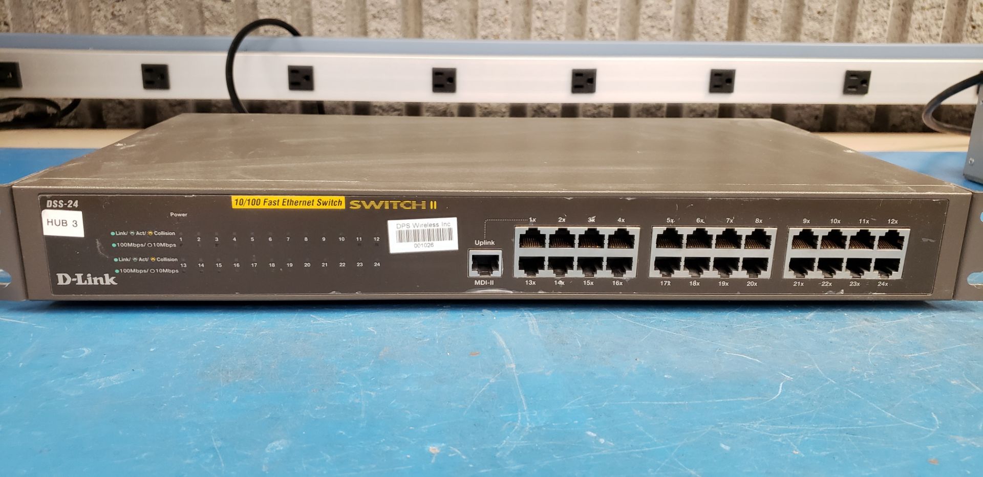 D-Link "DSS-24" 10/100 Fast Ethernet Switch II