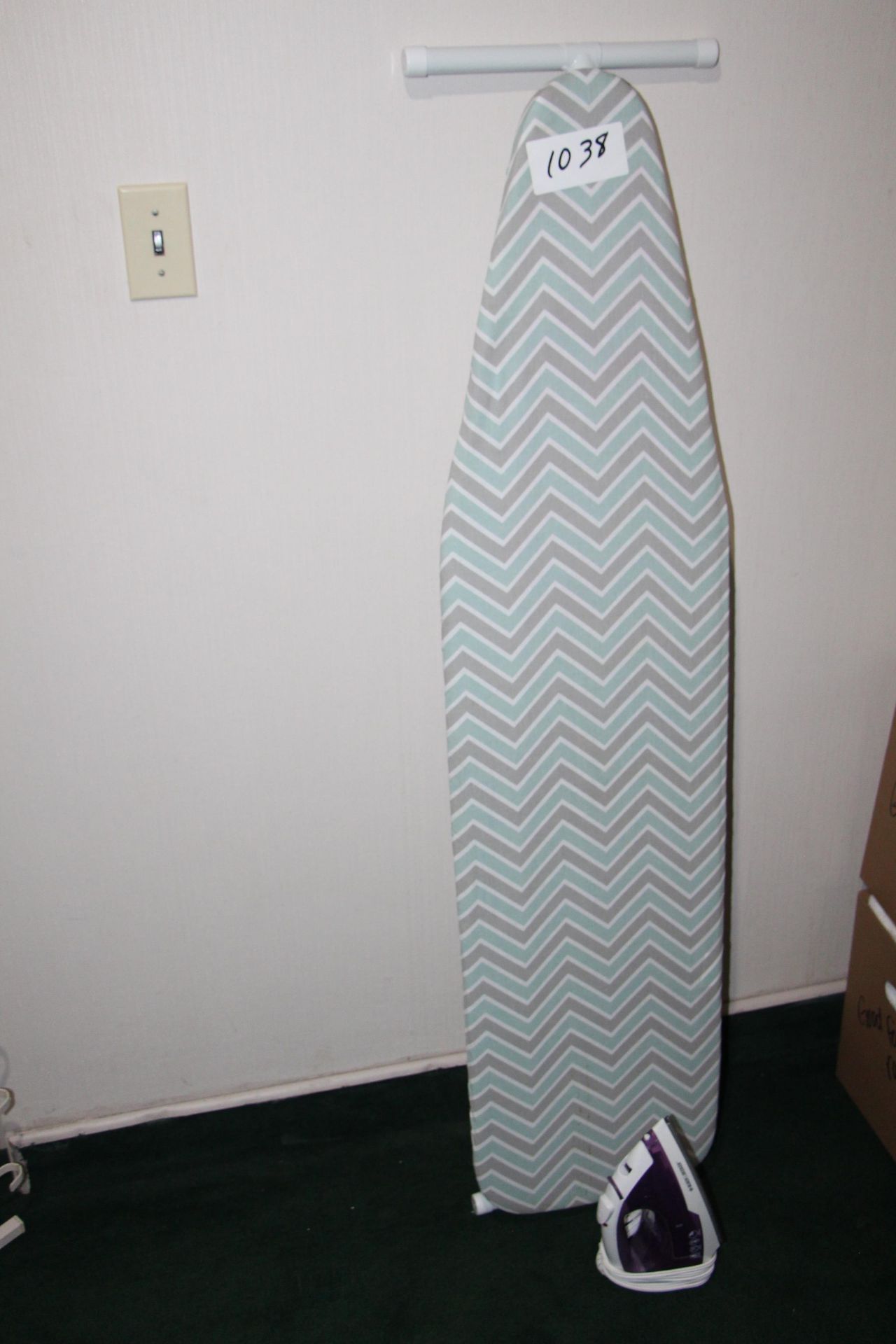 Lot electric steam iron and ironing board