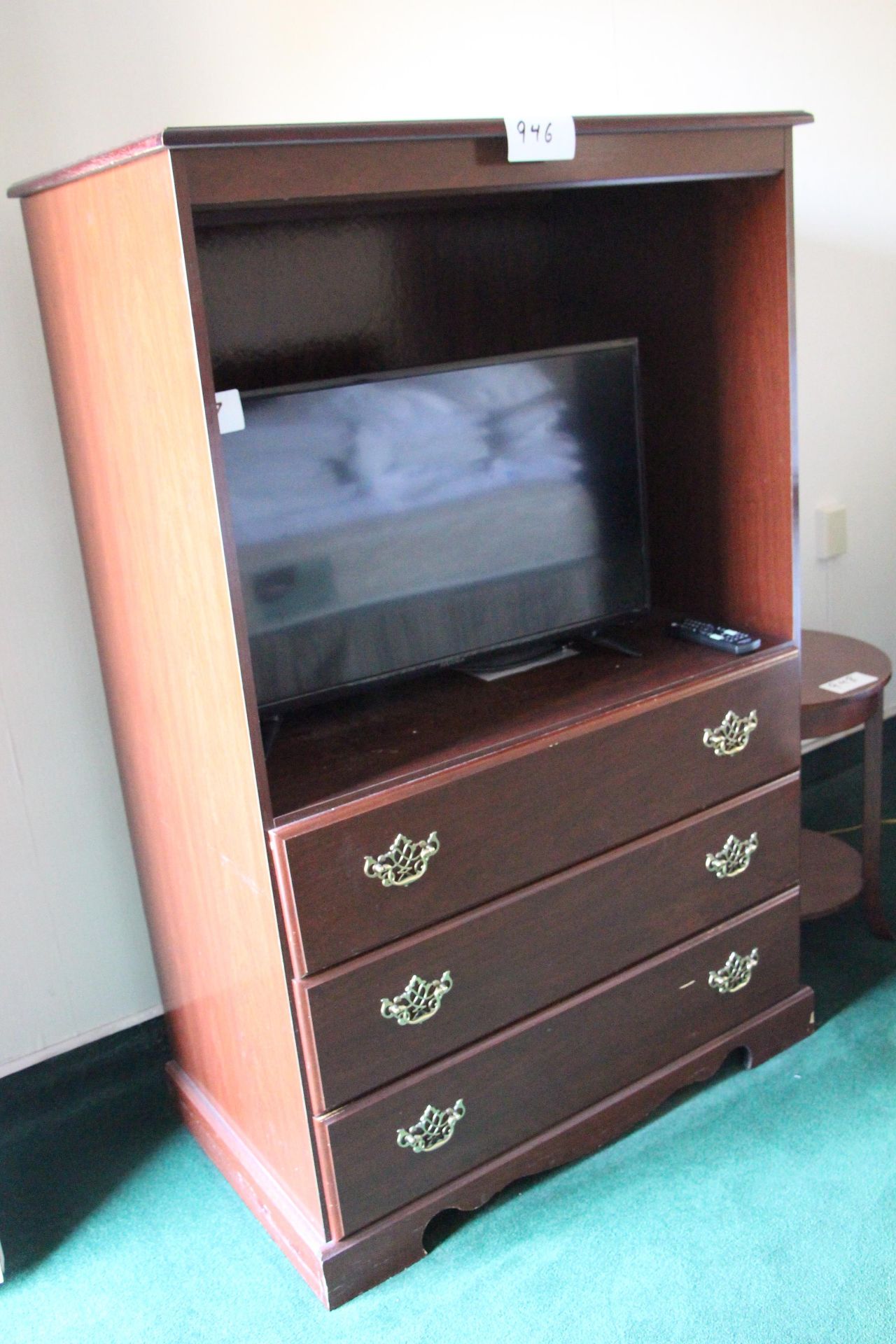 Mahogany color 3 drawer TV cabinet