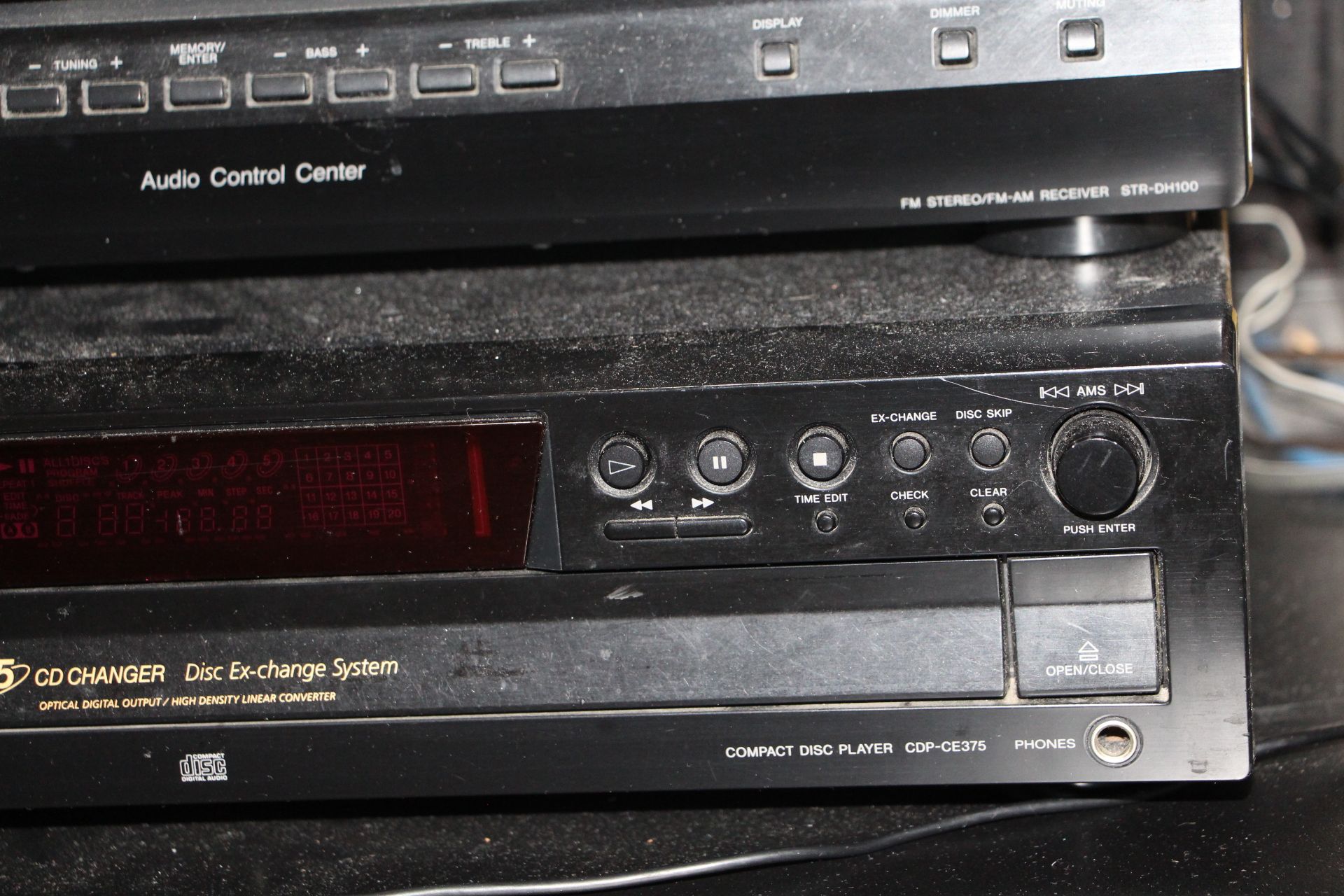 Lot Sony STR-DH100 receiver audio control center & Sony CPD-CD375 5 CD disc changer player - Image 2 of 2