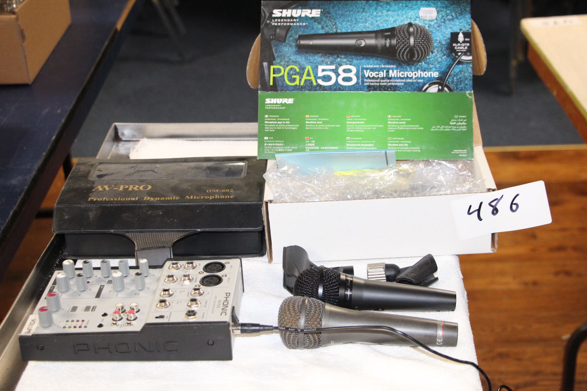 Lot 2 Microphones w/ Phonic MU502 mixer