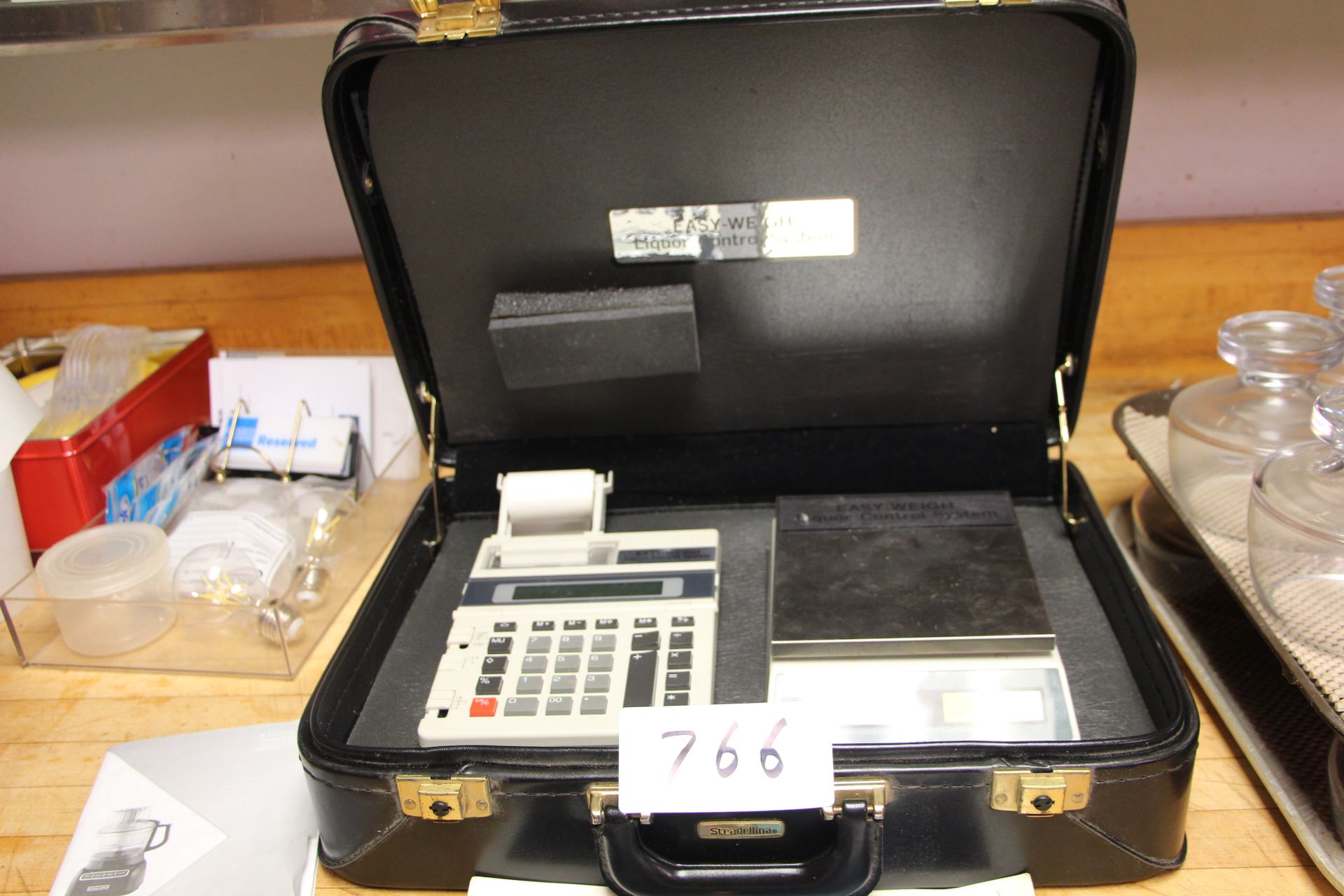 Lot calculator & digital scale w/ carrying case