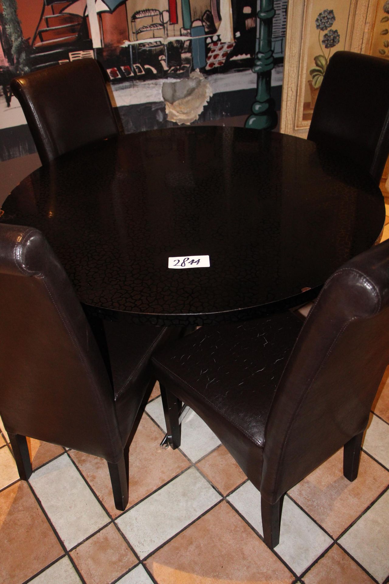 Round table w/ 4 leatherette side chairs