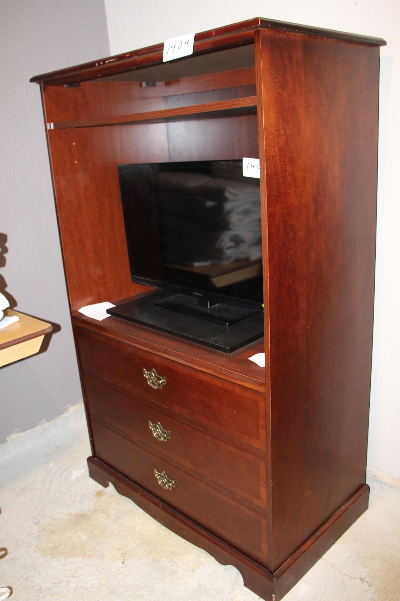 Mahogany color 3 drawer TV cabinet (Room133)