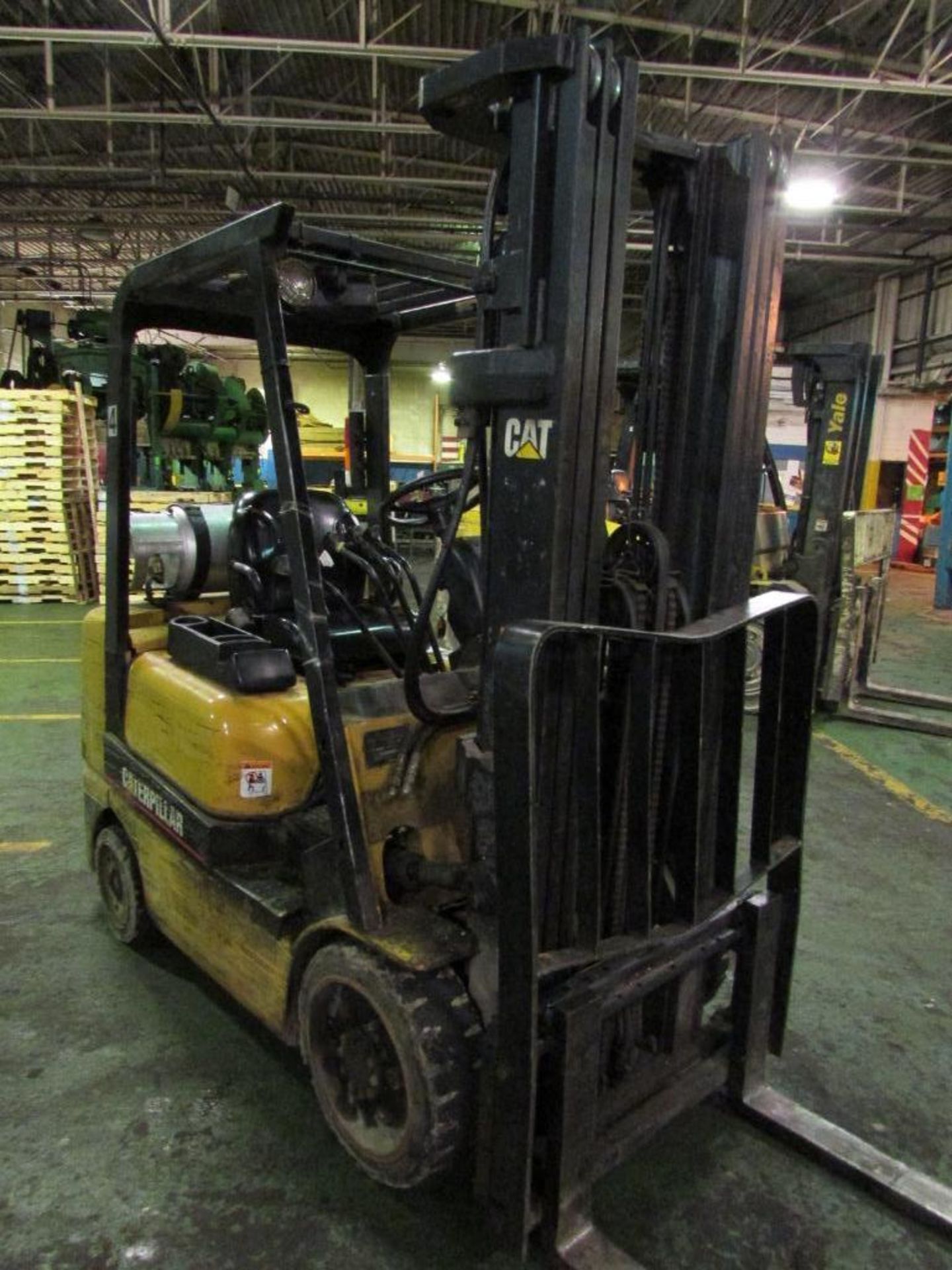 Caterpillar Model GC25K 4,600 lb. Capacity, Fork Lift Truck - Image 12 of 13