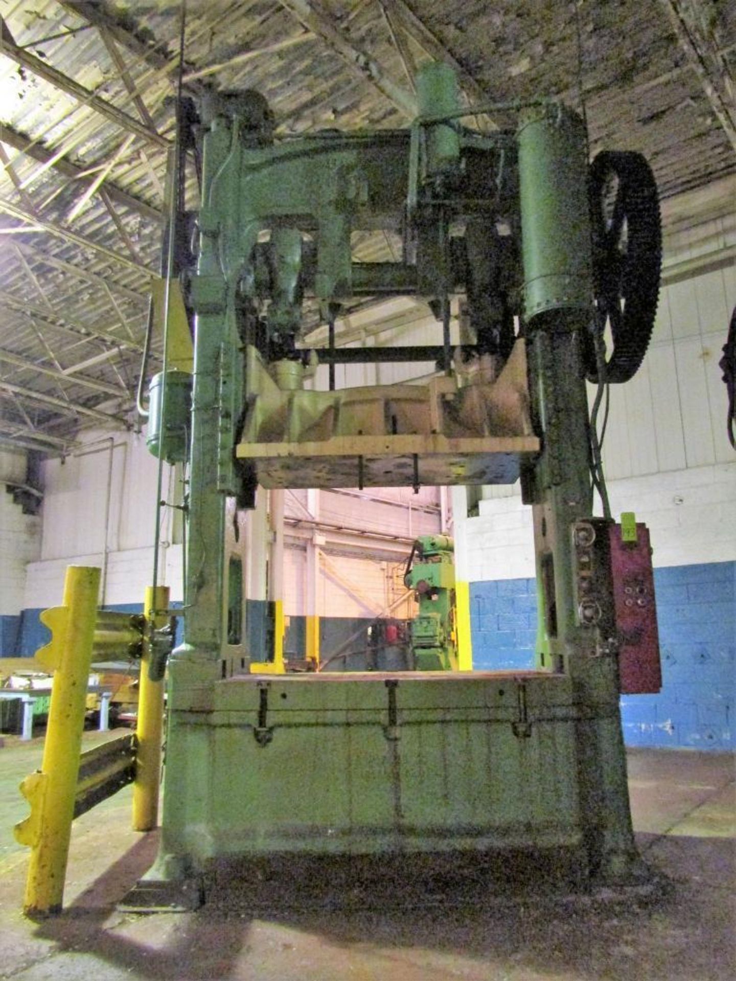Bliss 6E 135 Ton Straight Side Press - Image 3 of 32