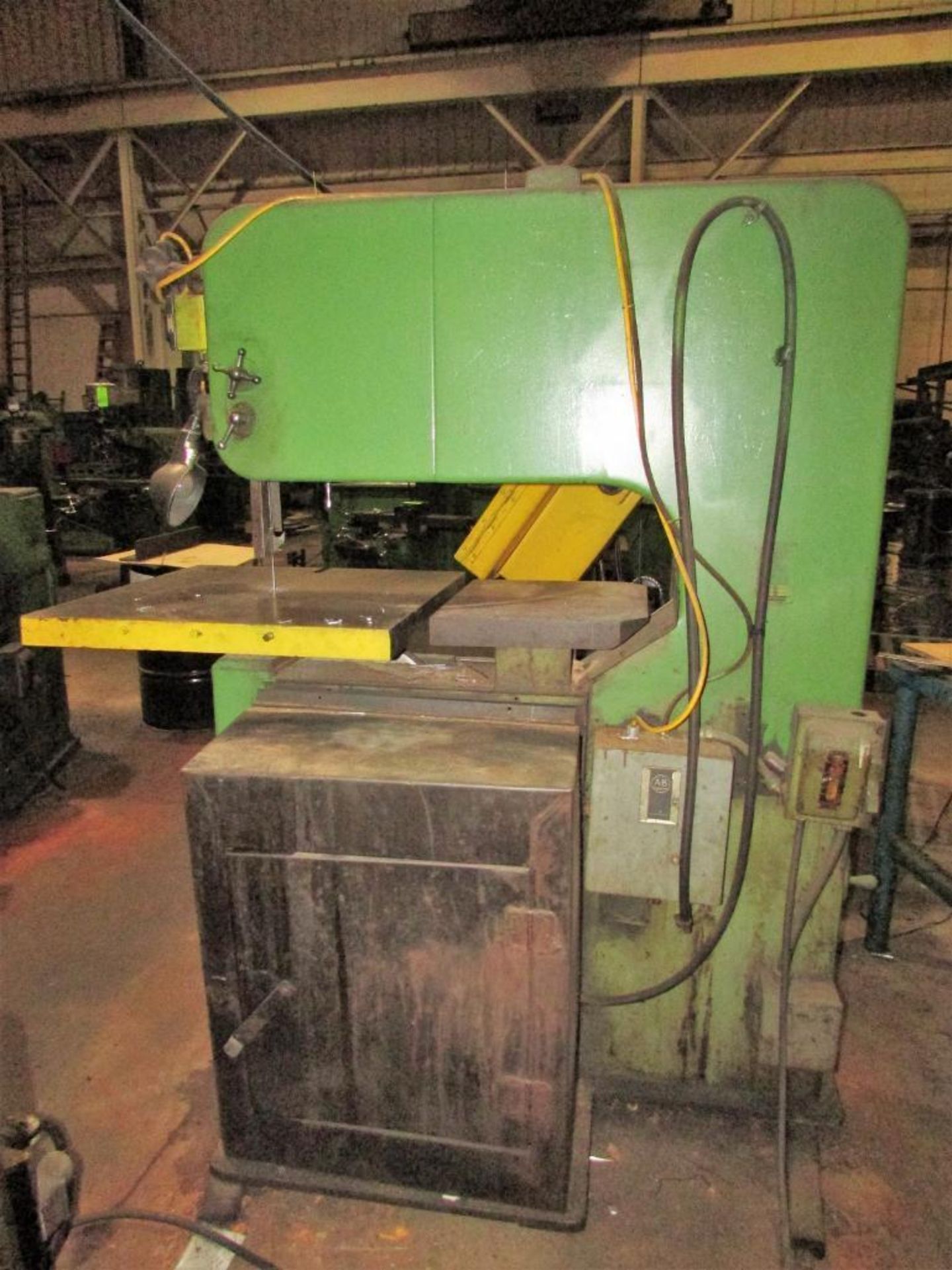 DoAll Model Metal Master 36" Vertical Band Saw - Image 7 of 8