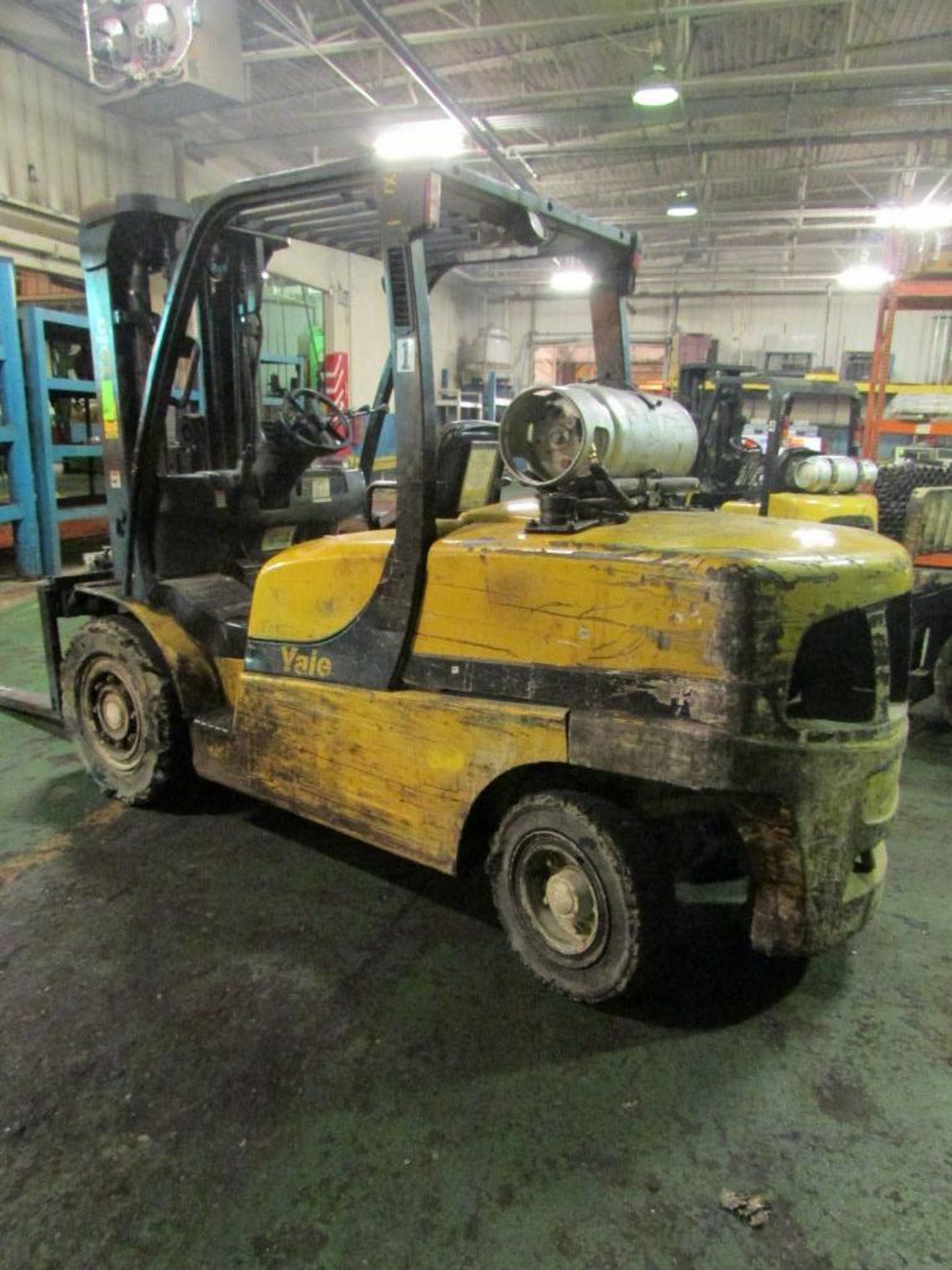 Yale Model GLP120VXNGGE096 10,950 lb. Capacity Fork Lift Truck - Image 8 of 15