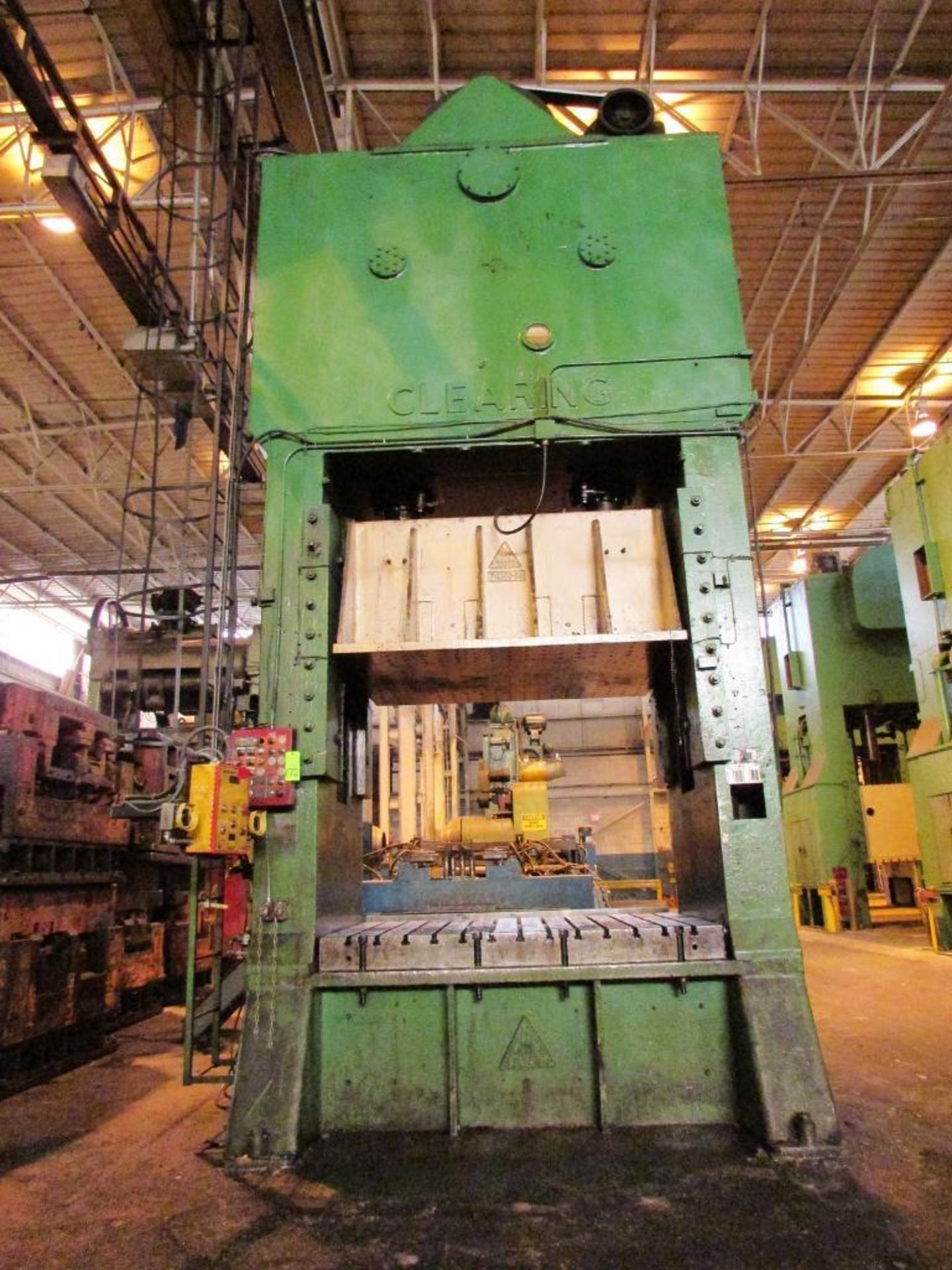 Clearing F2-350-84 350 Ton Two Point Eccentric Straight Side Press - Image 2 of 17