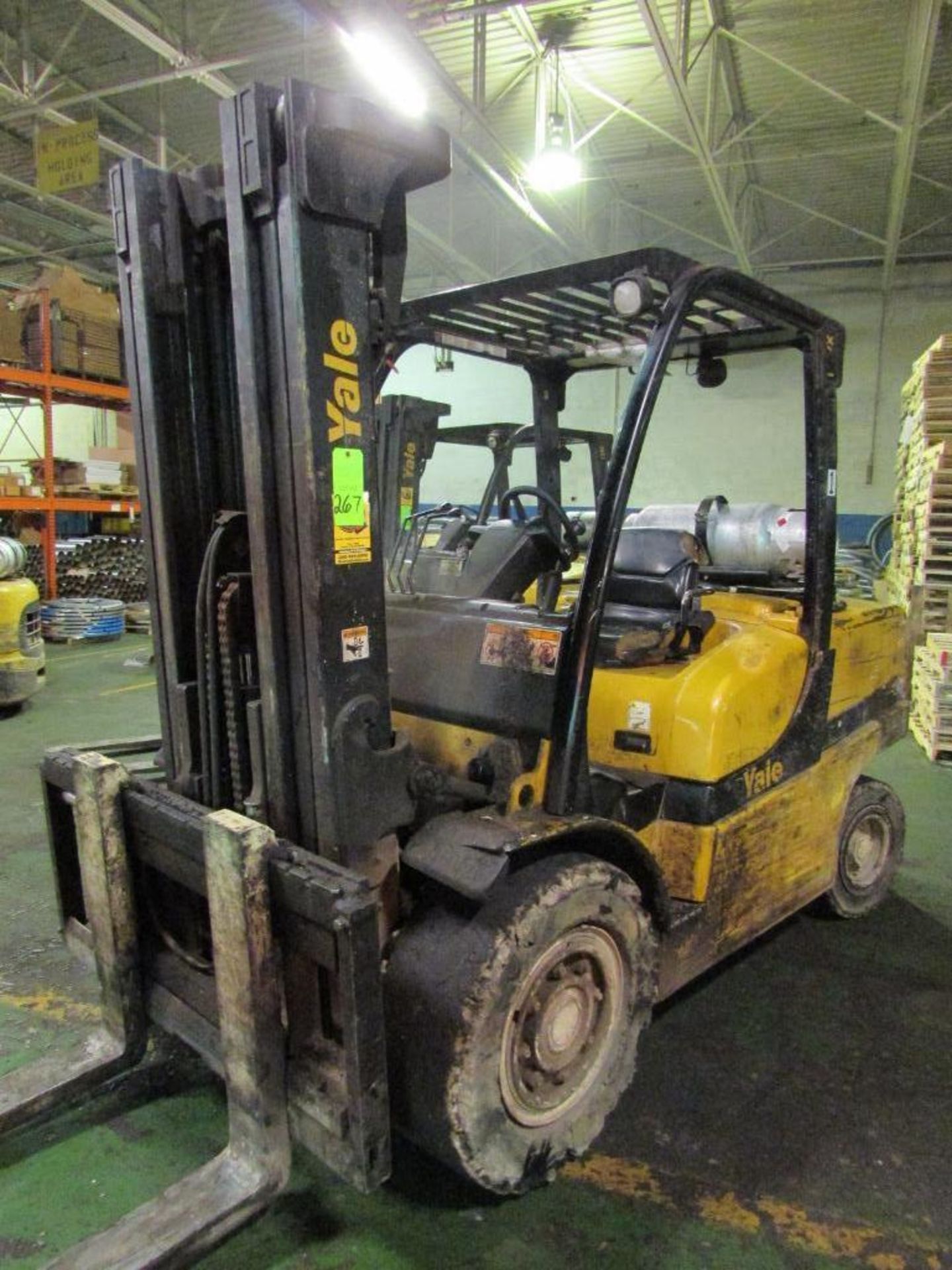 Yale Model GLP120VXNGGE096 10,950 lb. Capacity Fork Lift Truck - Image 5 of 15