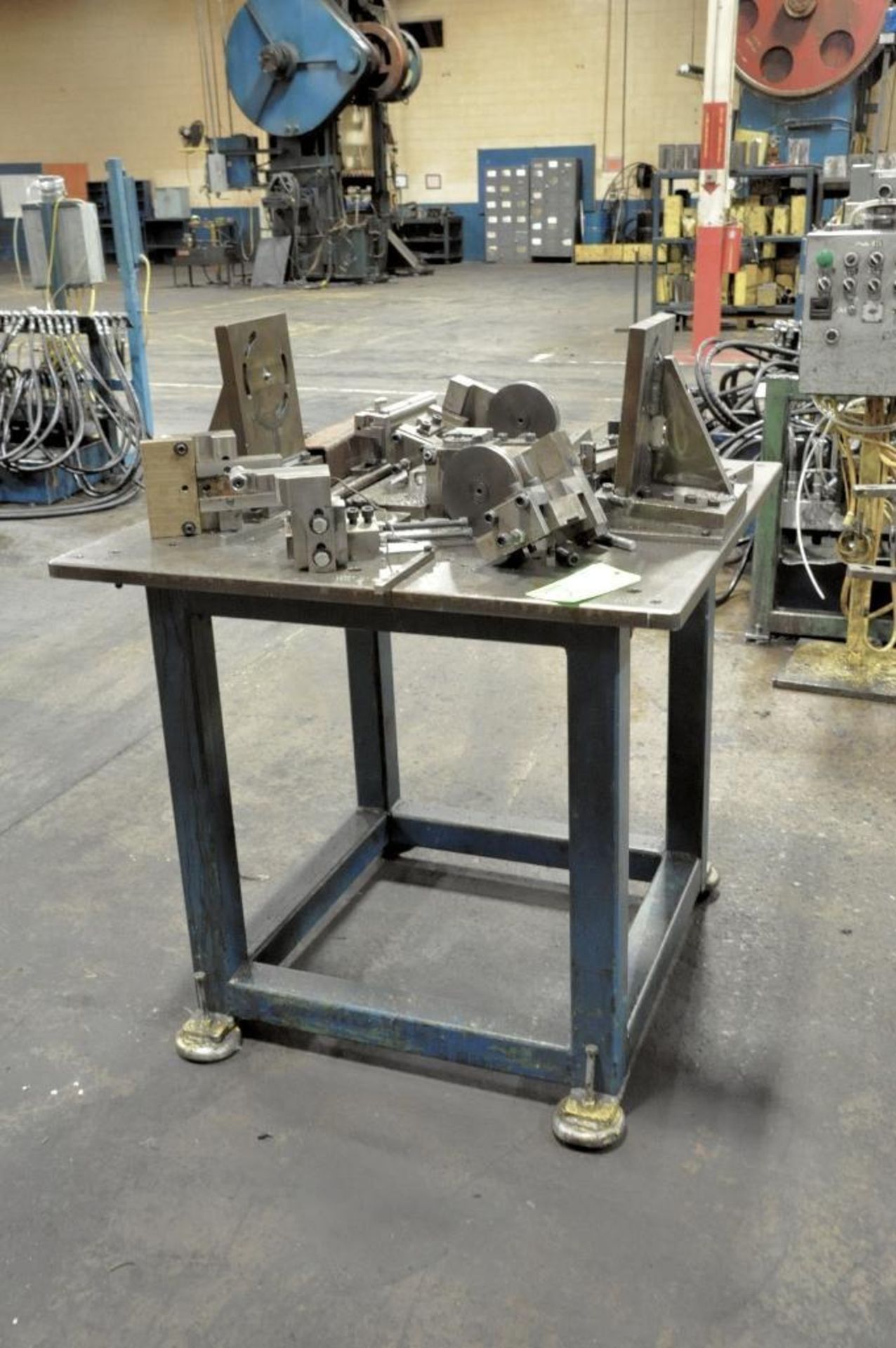 Custom Fabricated Bending Operation Steel Die Table, (Cylinders