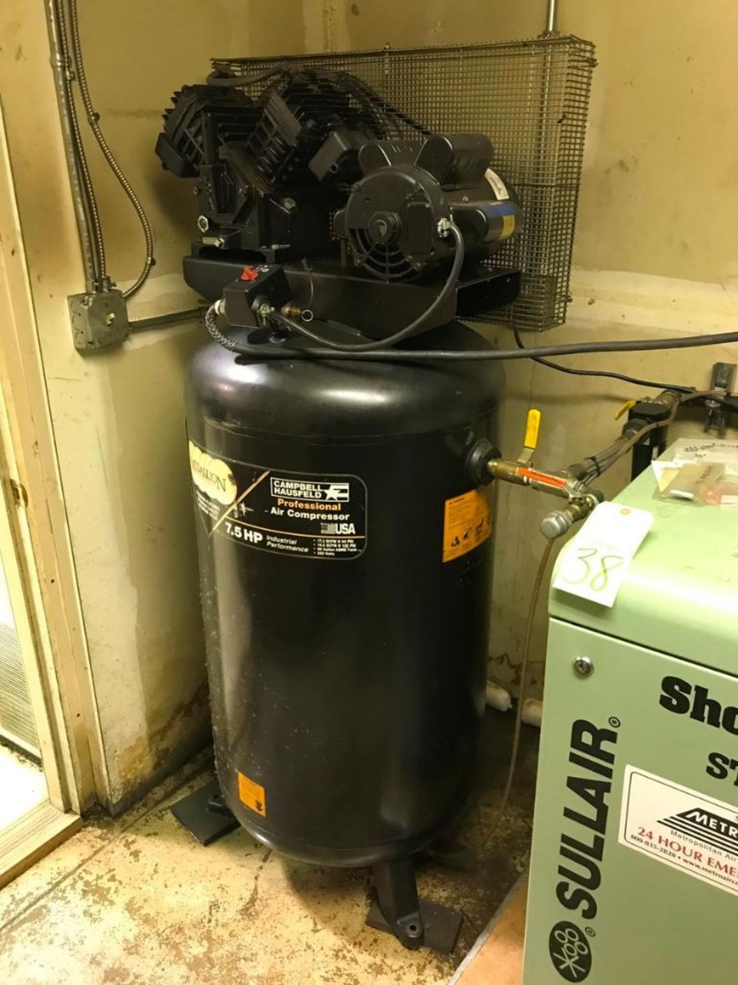 Campbell Haus Feld, Professional Air Compressor - Image 2 of 3