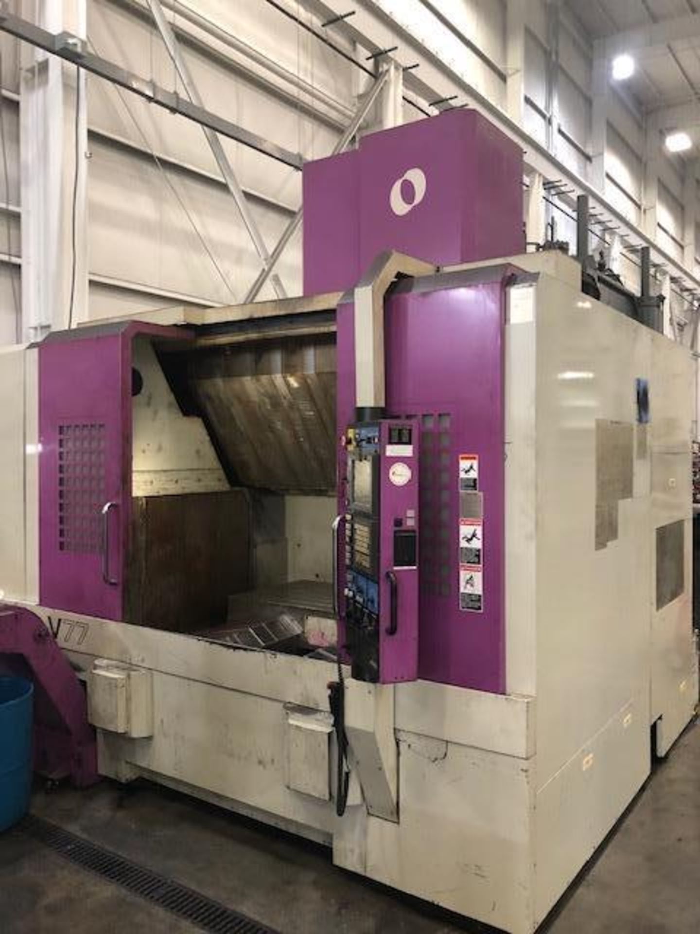 Makino Model V77 NEW (2003) - Vertical Machining Center