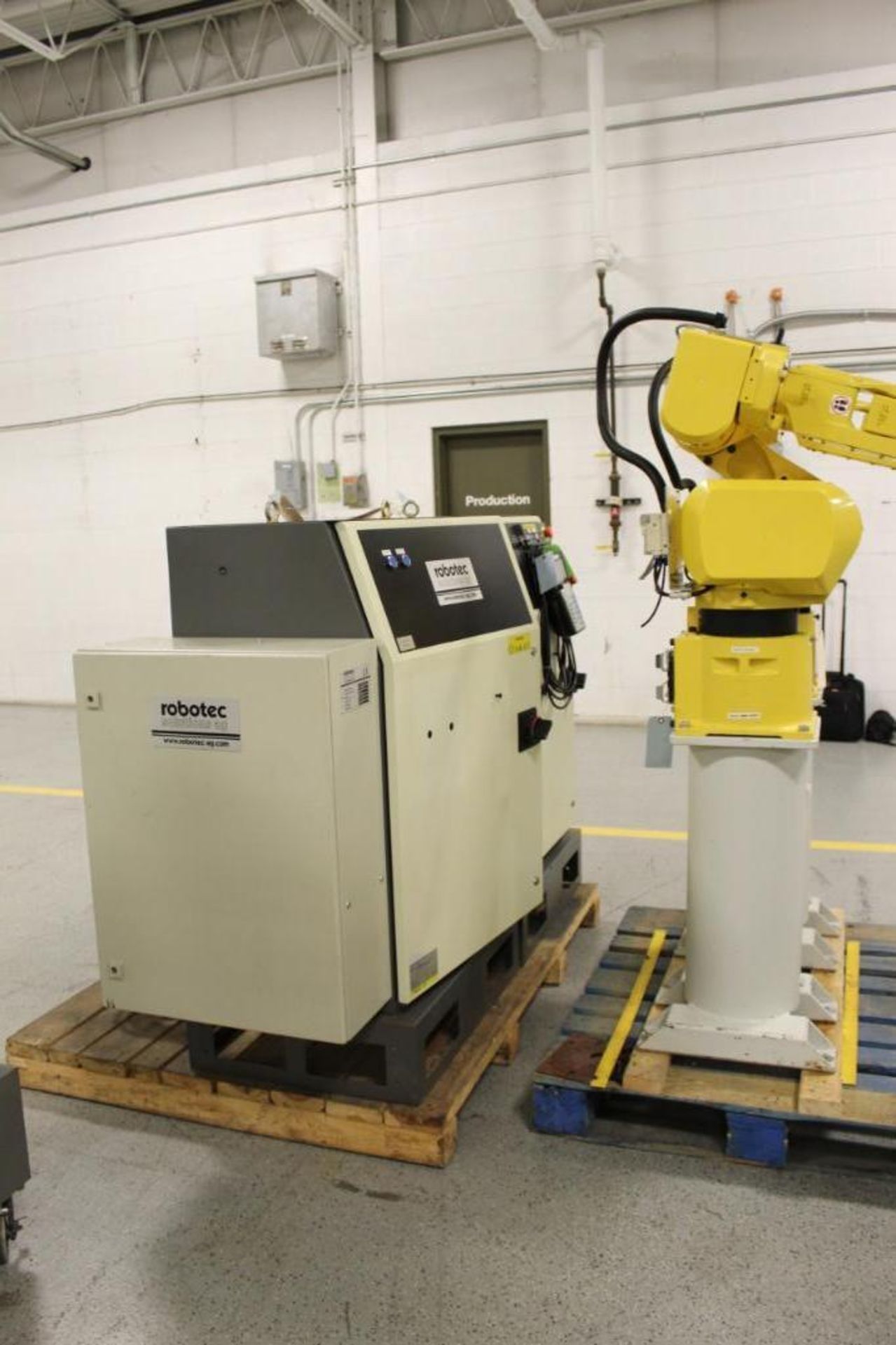 2 Fanuc M6iB 6 Robots - Image 6 of 13