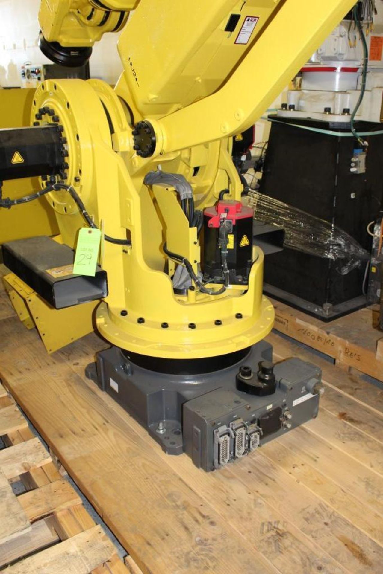 Fanuc M-900iA 350 Robot - Image 2 of 12