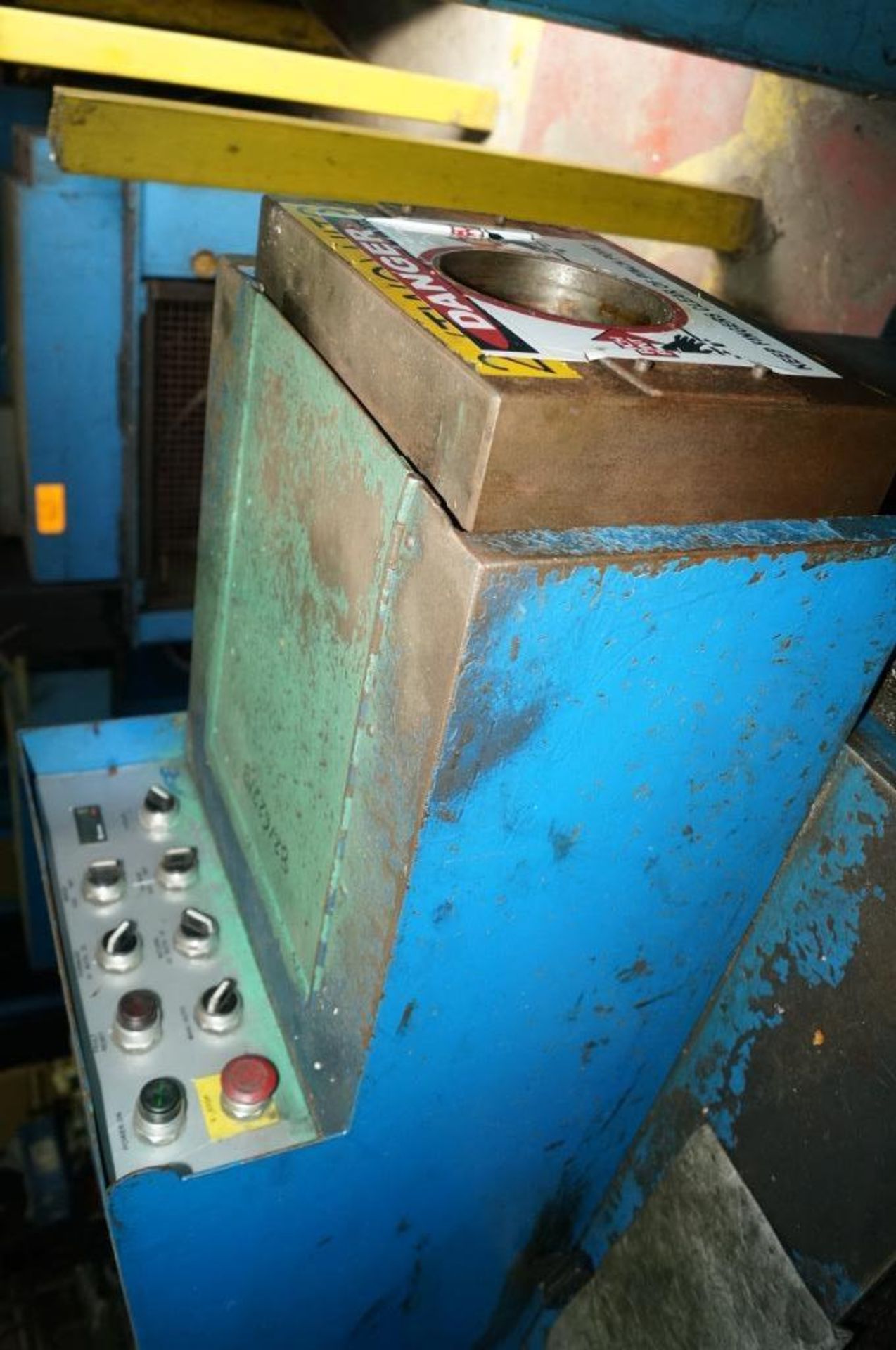 2004, A.R. ENTERPRISES, MODEL 04-1601, I/O TUBE END FORMING MACHINE - Image 5 of 6