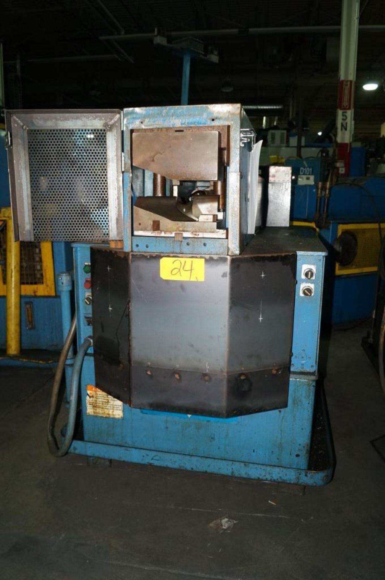 EAGLE, MODEL EXT-E, TUBE CUT OFF MACHINE