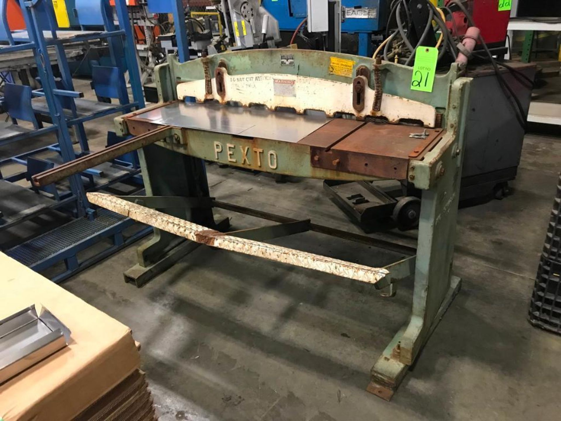 Pexto, mdl. 152-K, Foot Squaring Shear With Back Gauge - Image 2 of 4