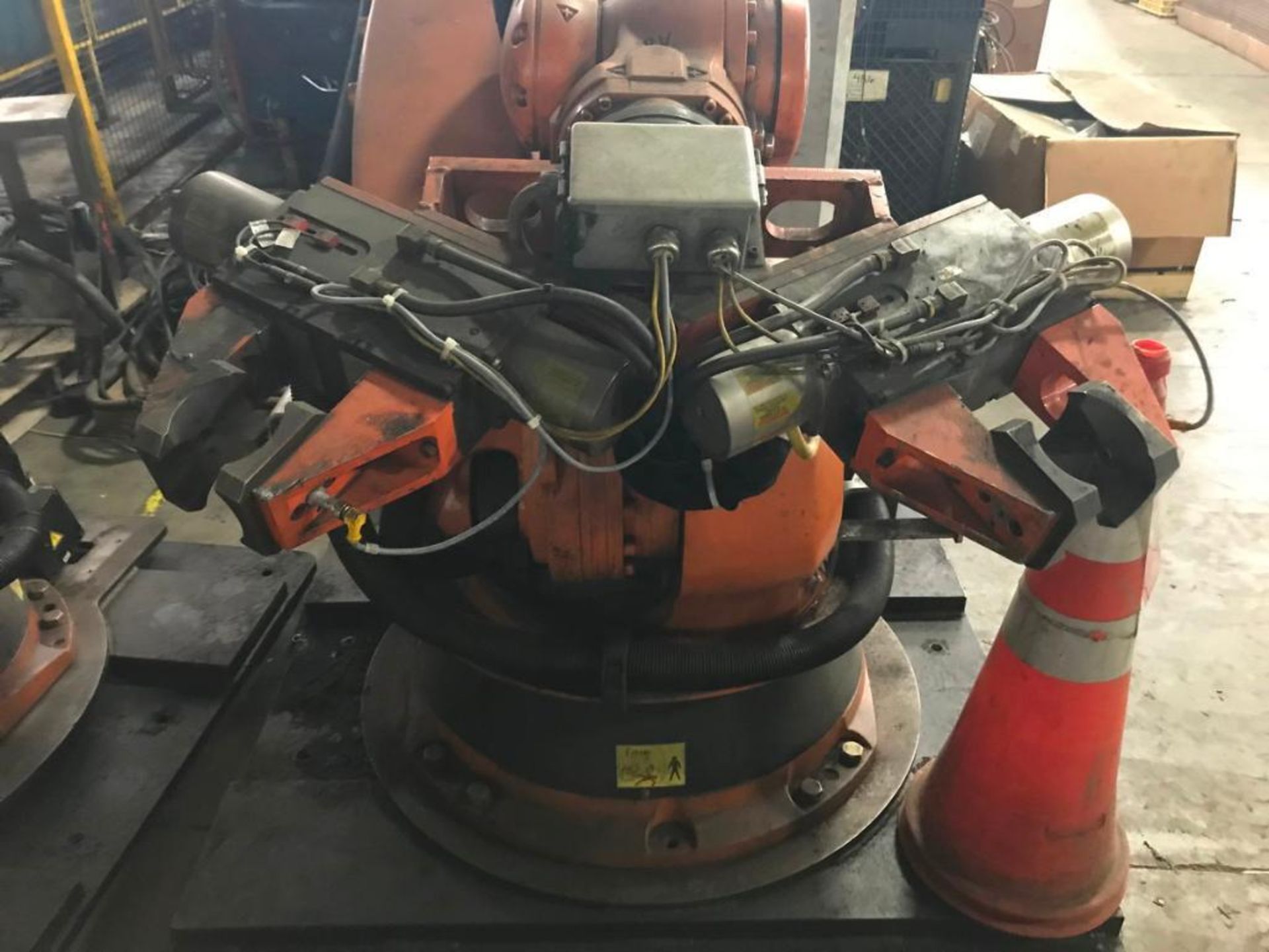 2012, Kuka, mdl. 10013133, Pedestal Robotic Arm - Image 8 of 10