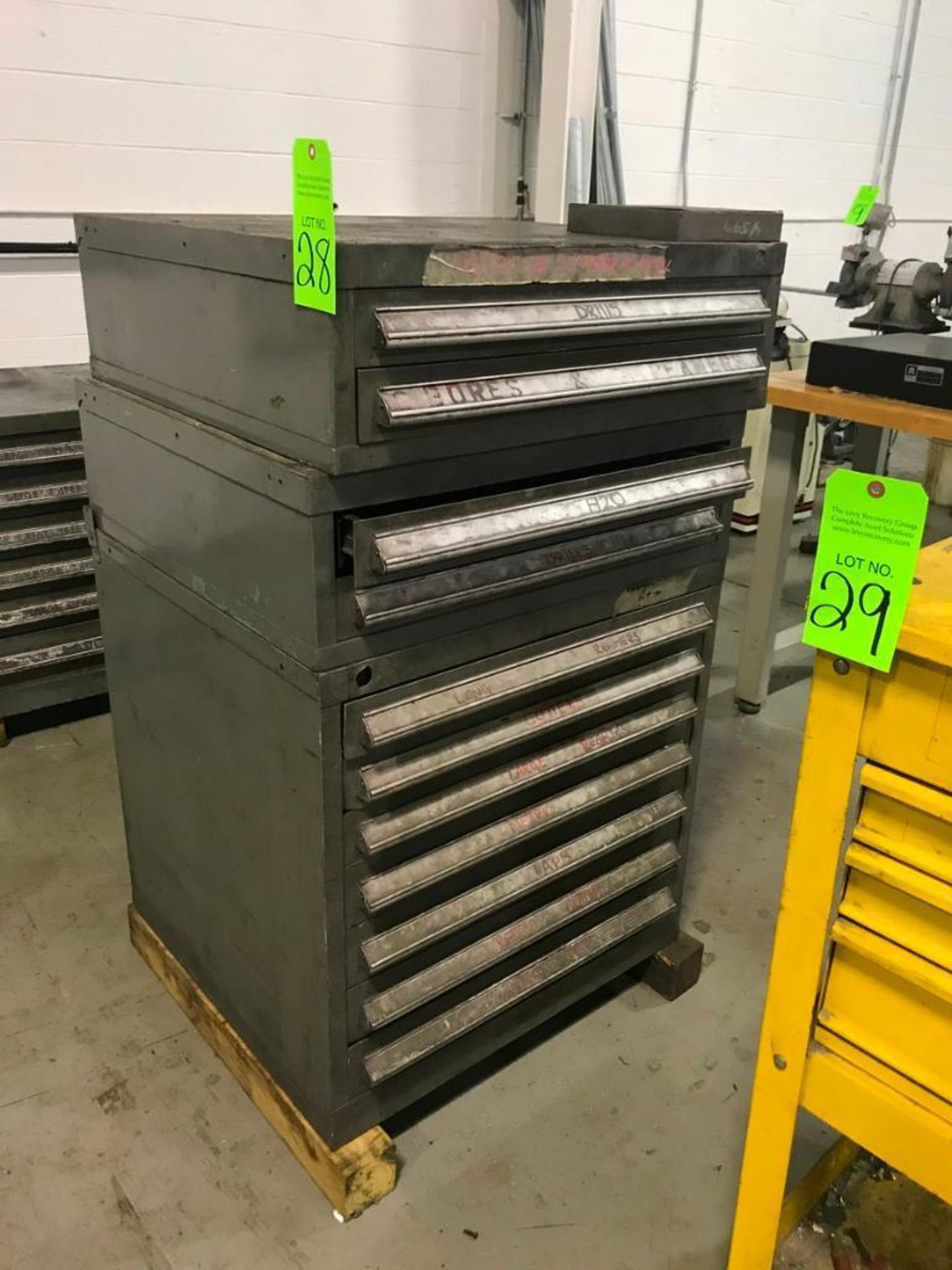 Aluminum 11-Drawer Tool Cabinet