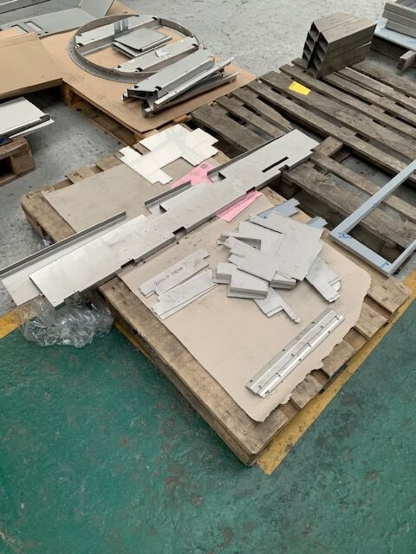 Various pallets of WIP STAINLESS 17 - Image 4 of 15