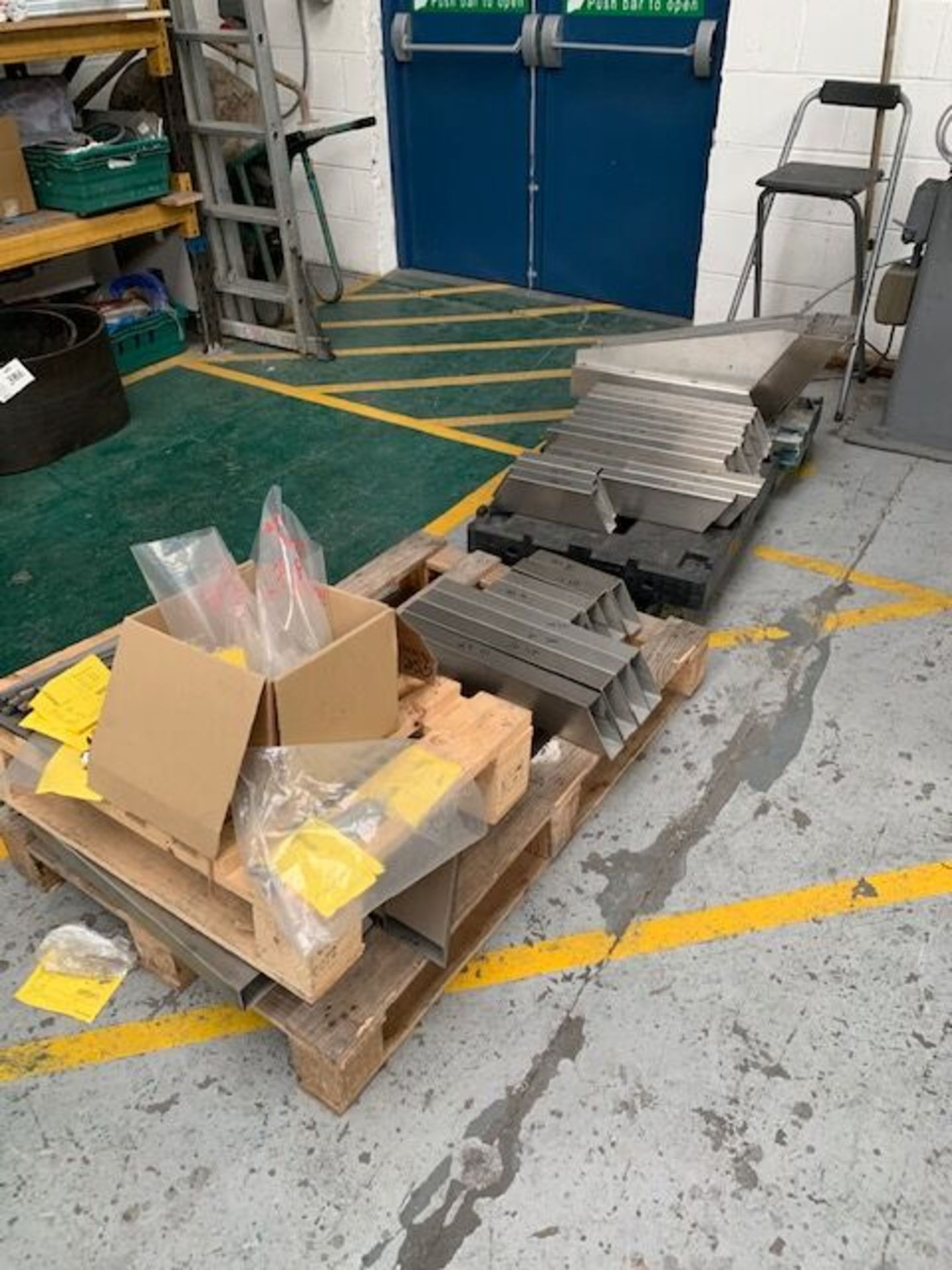 Various pallets of WIP STAINLESS 17 - Image 15 of 15