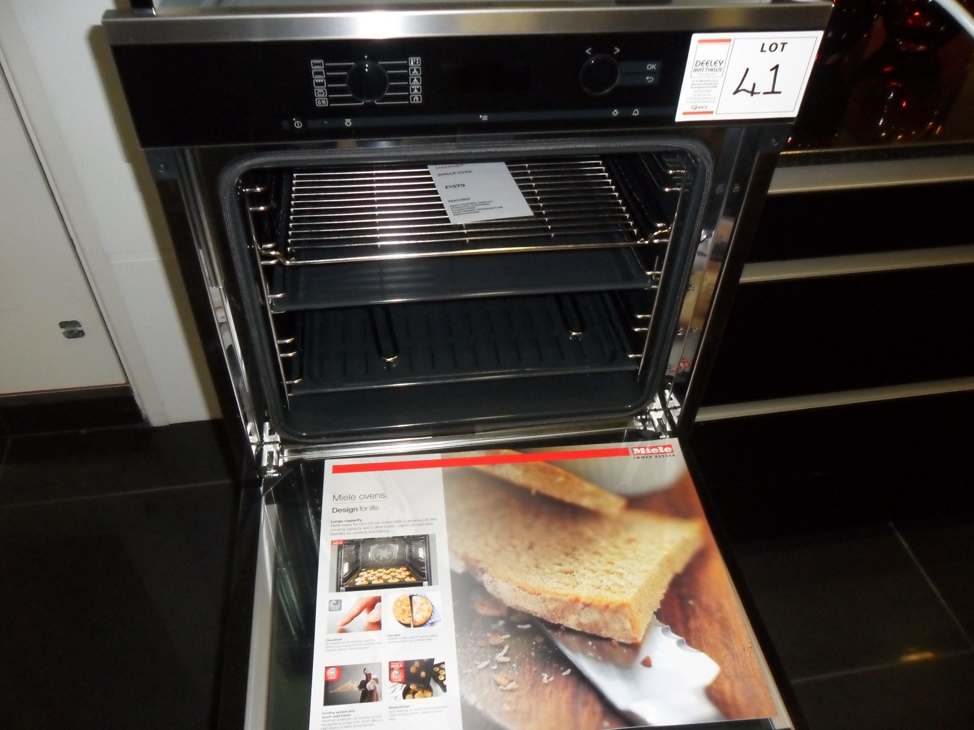 Miele H626BP SINGLE OVEN RRP £1,579 - Image 2 of 4