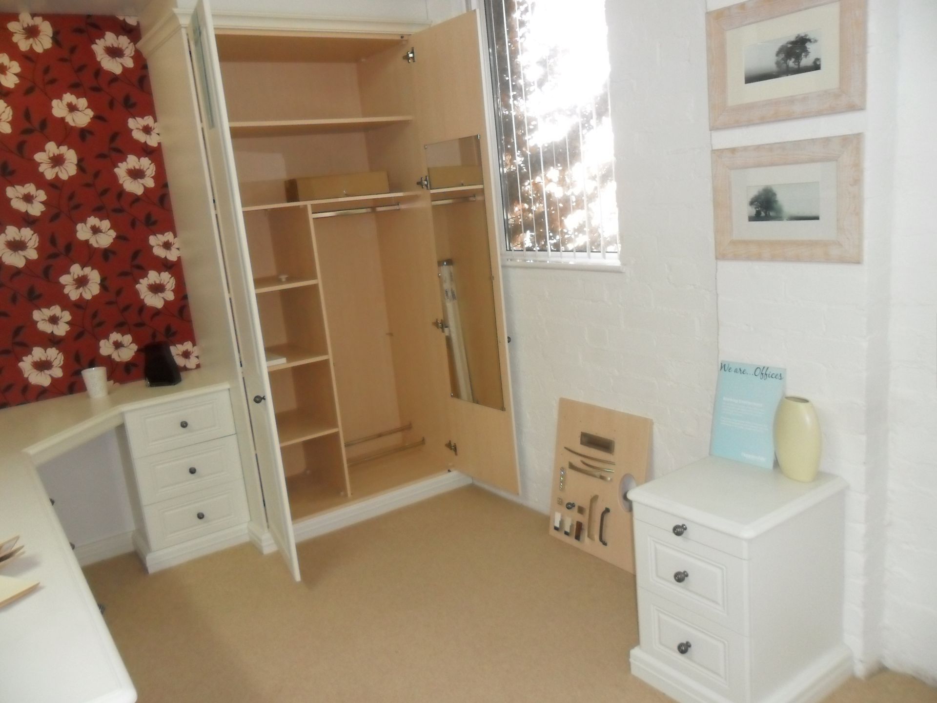 Hepplewhite Vanity BEDROOM STORAGE DISPLAY, WARDROBE, corner dressing table, open display uni - Image 2 of 2