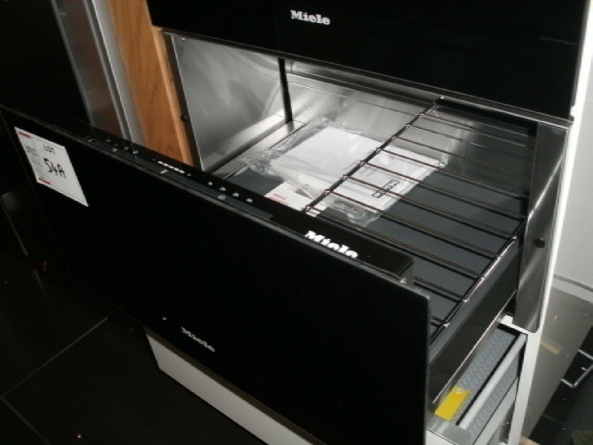 Miele ESW6229 warming drawer RRP - Image 2 of 2