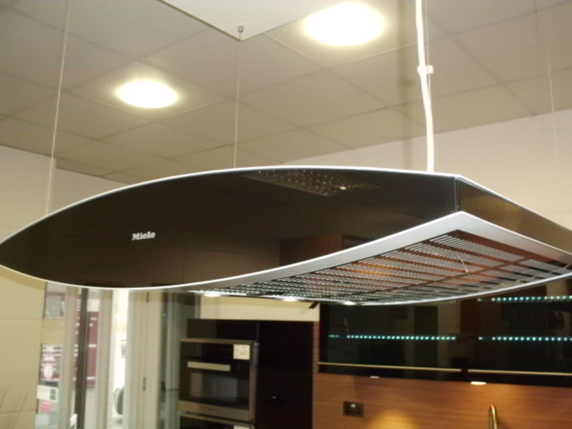 Miele contemporary styled island type recirculating extraction canopy, model DA7006, RRP £2394 - Image 5 of 5