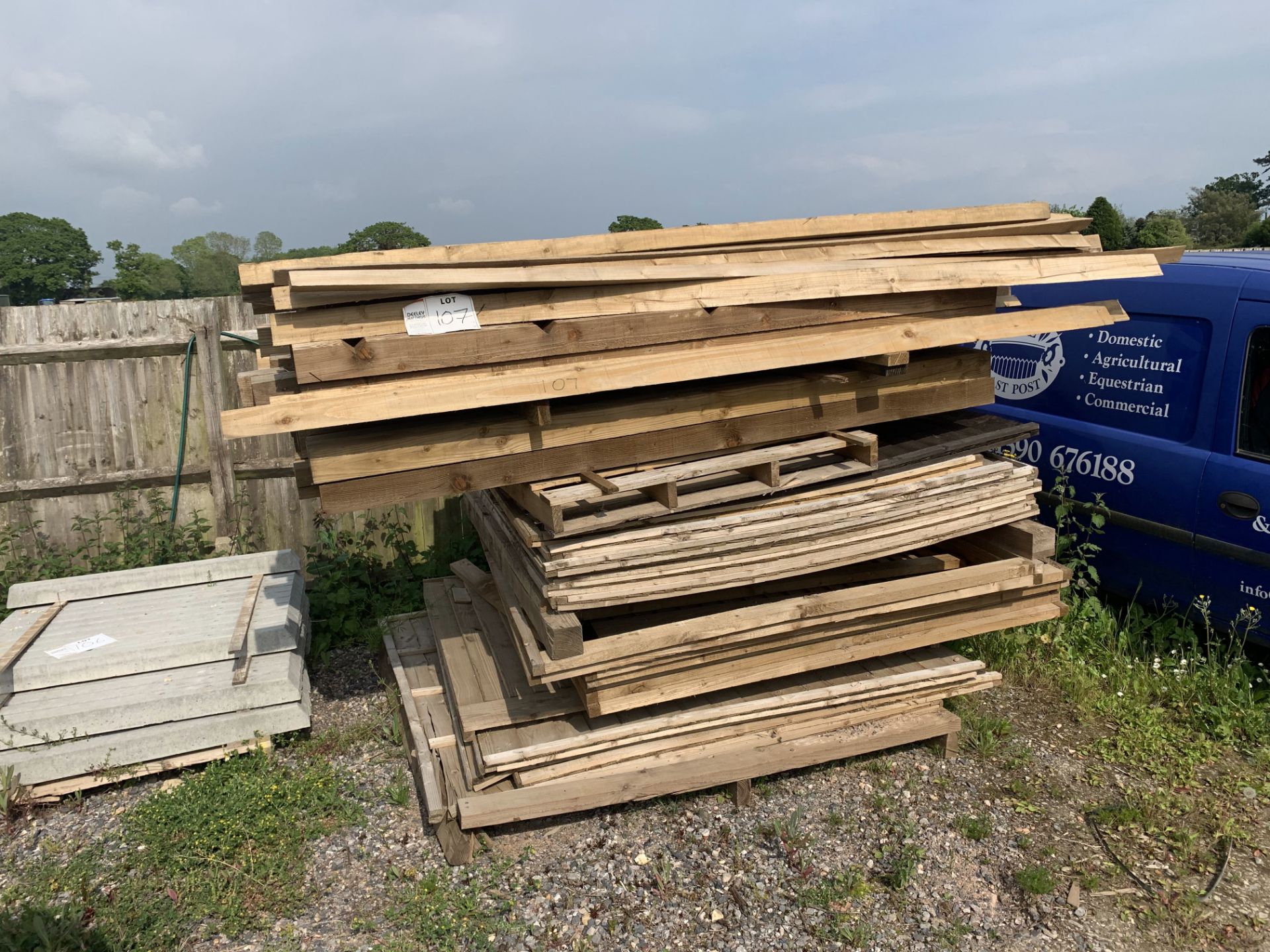 Approx 20 BROKEN FENCE PANELS and 26 x 4" x 4" NOTCHED POSTS