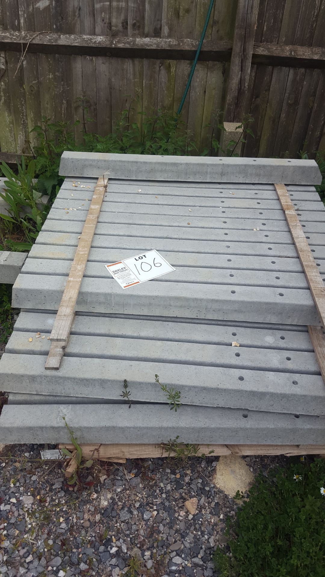 39 x 4' CONCRETE POSTS, 2 x 6' x 12" GRAVEL BOARD, 3 x 6" x 6" GRAVEL BOARDS, 13 x 8' CONCRETE