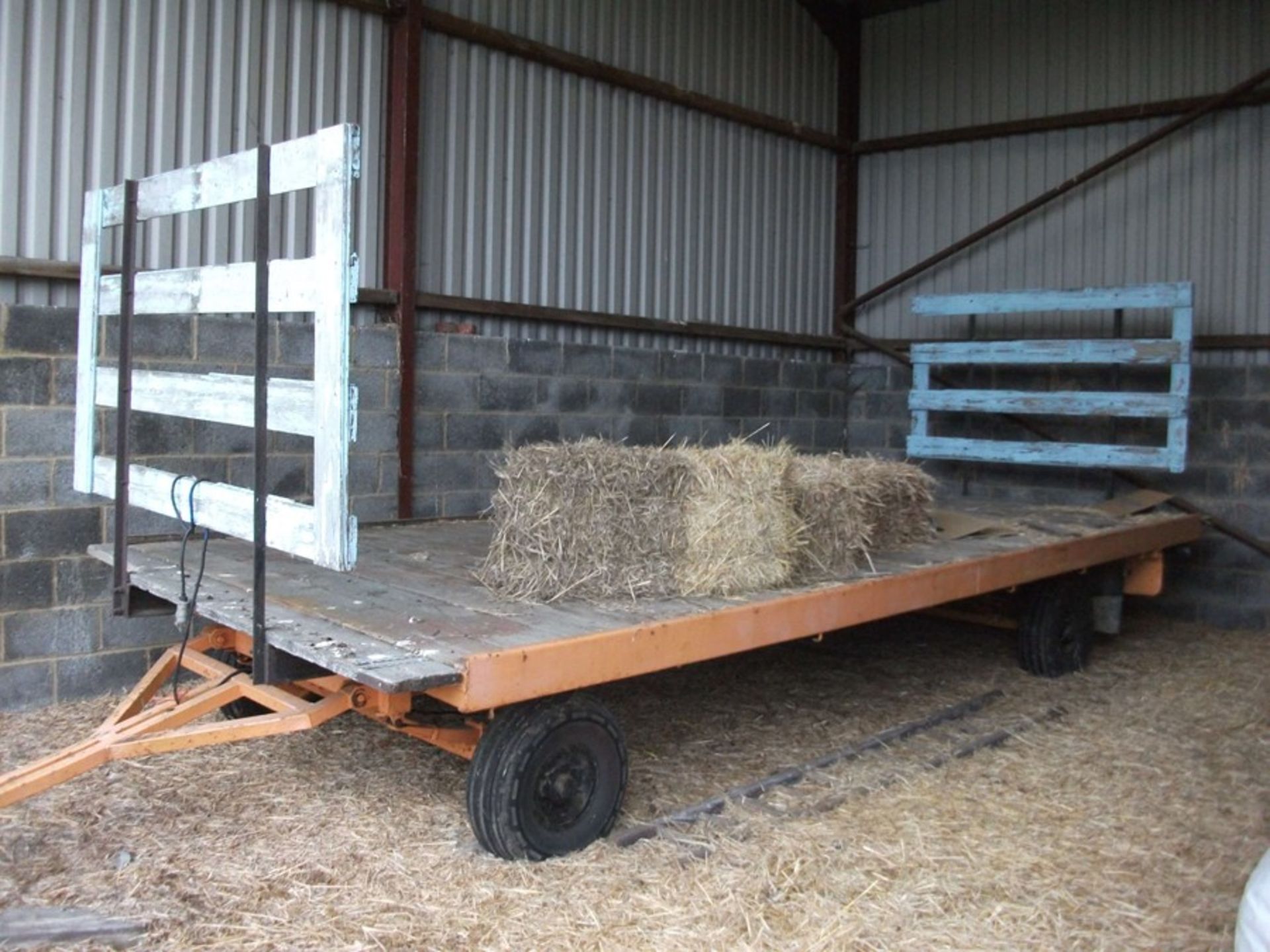 Flat bed Straw Trailer 4 Wheel 18ft