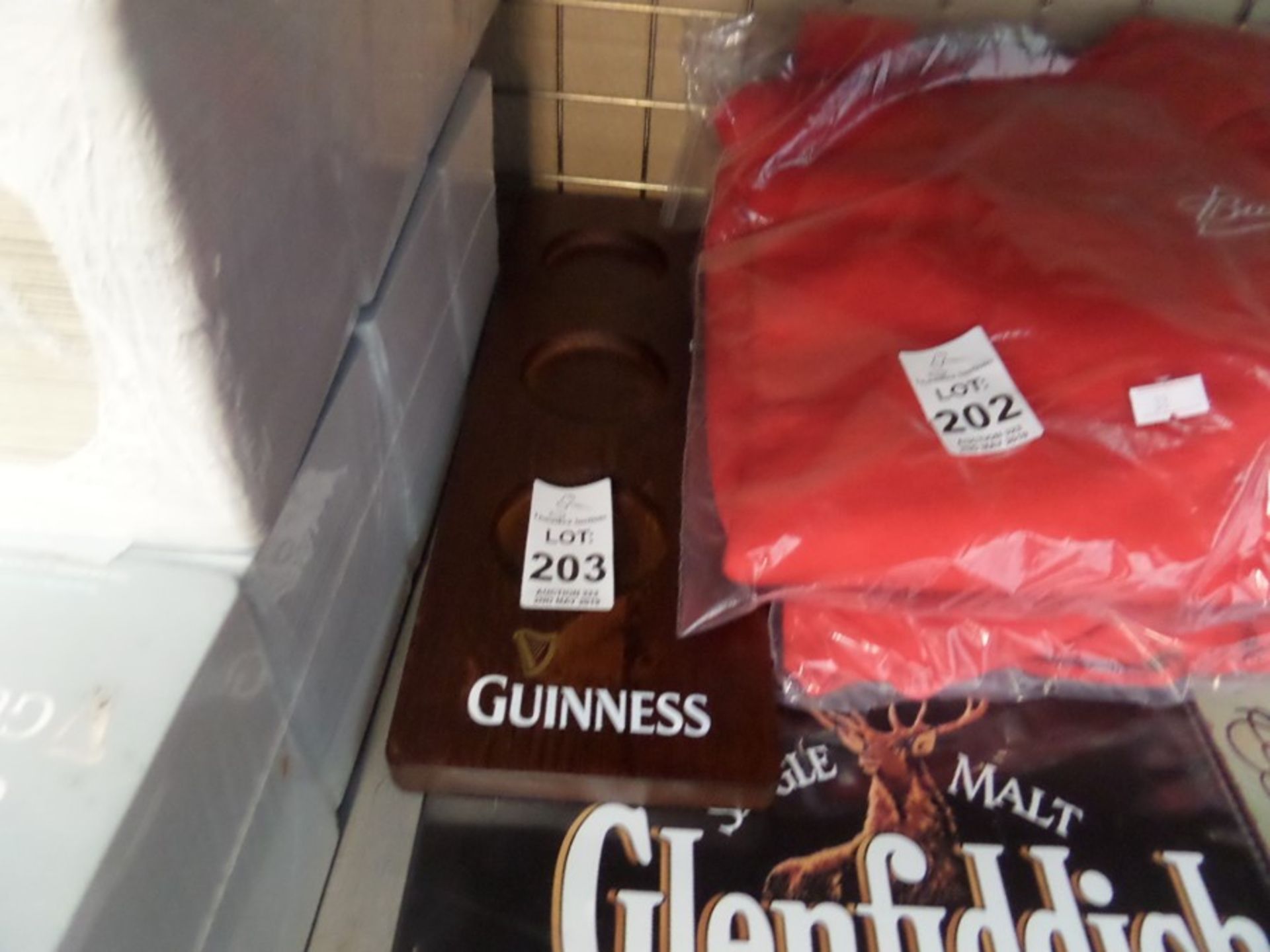 WOODEN GUINNESS GLASS CARRYING ITEM