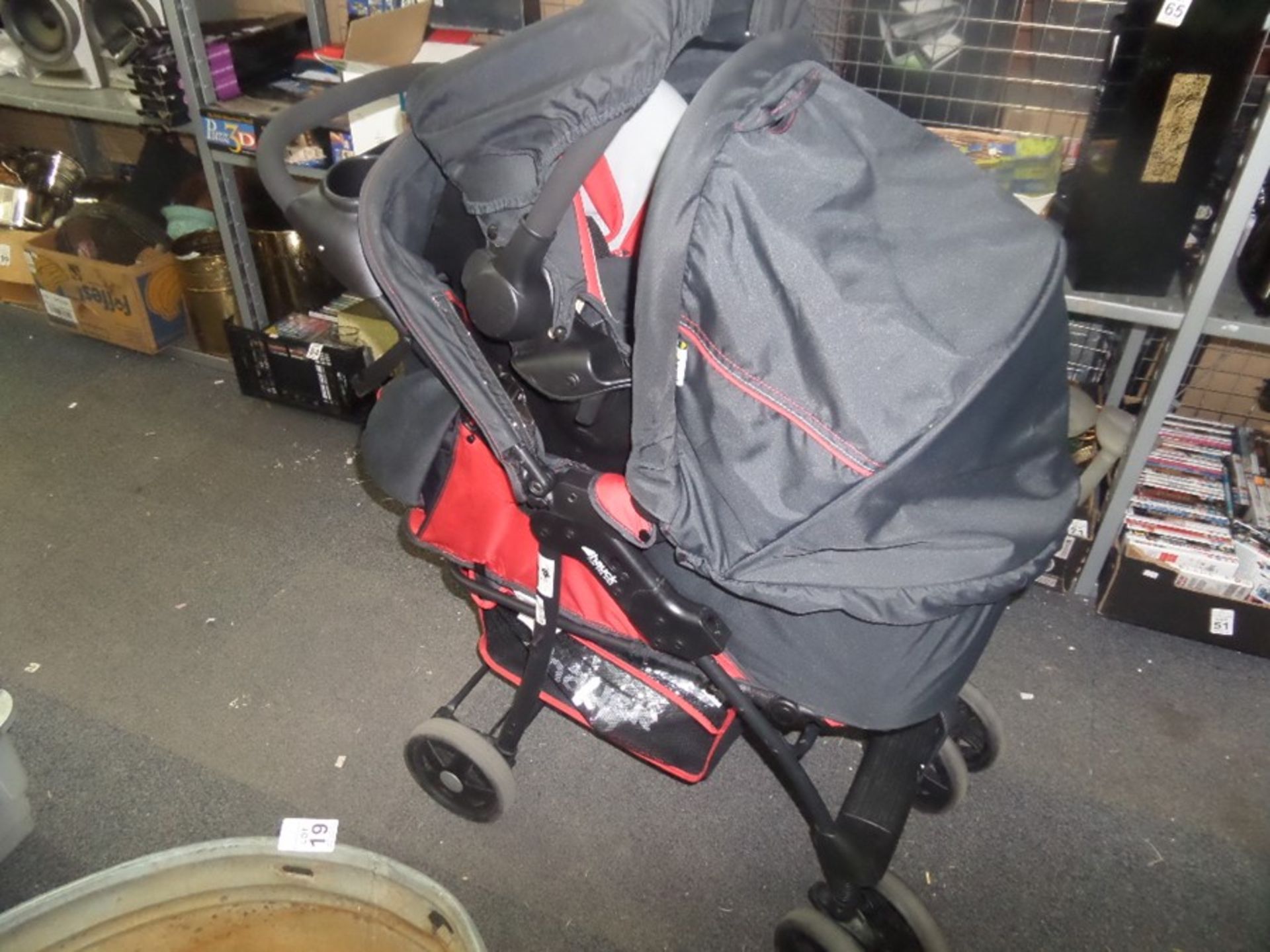 KIDS PRAM AND BABY CAR SEAT