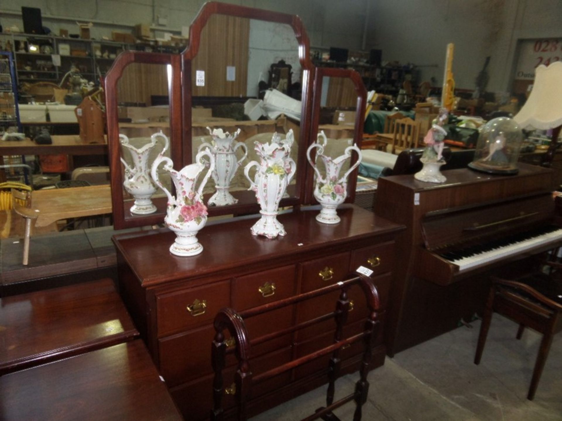 MAHOGANY TRIPLE MIRROR DRESSING TABLE WITH MATCHING BEDSIDE LOCKERS