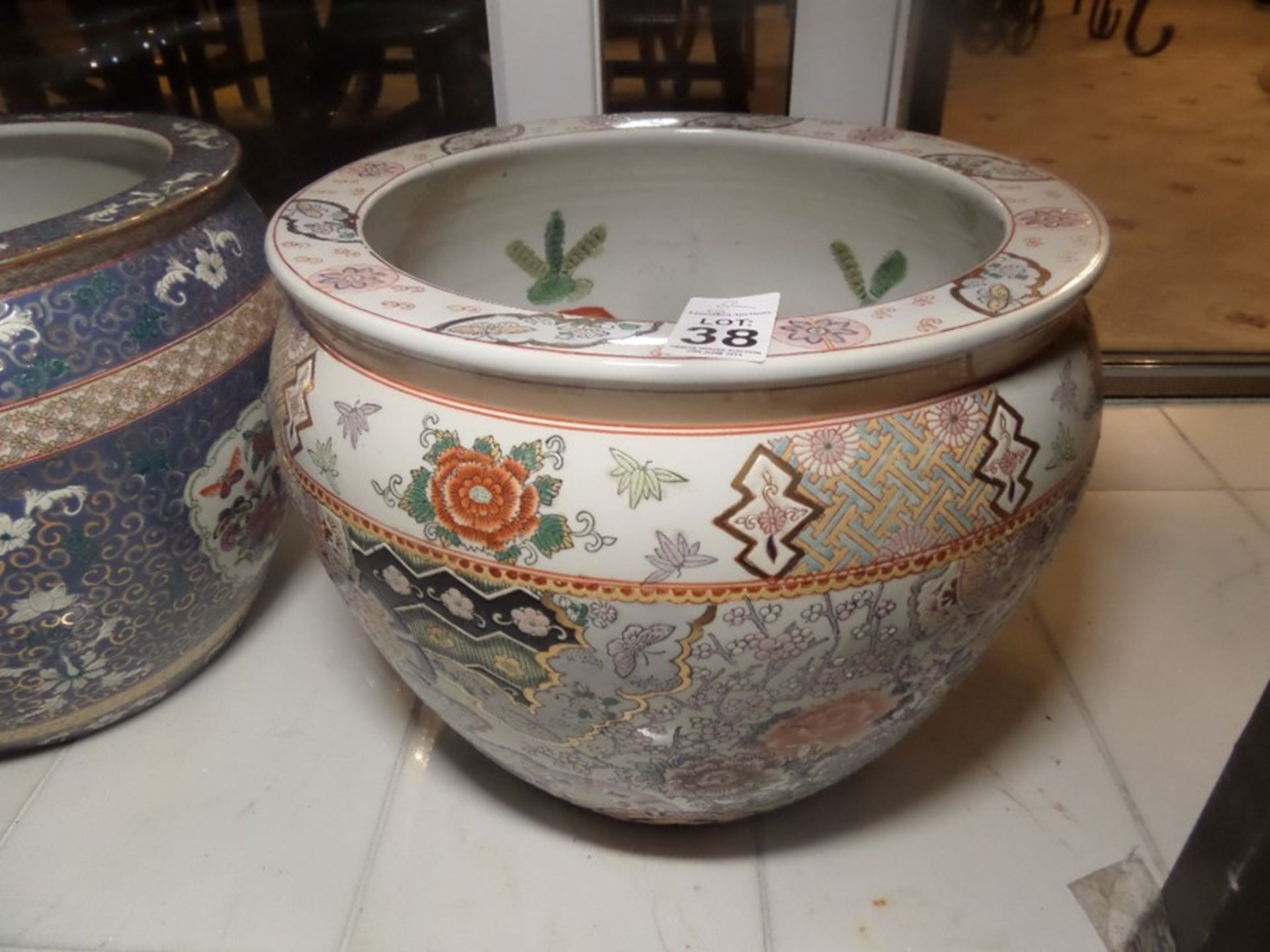 LARGE ORIENTAL FLOWER POT