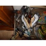 CRATE OF FRASER ART WALL HANGING BIRDS