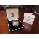 1995 UK SECOND WORLD WAR SILVER PROOF TWO-POUND COIN WEIGHING 15.98 GRAMMES (.925 SILVER)
