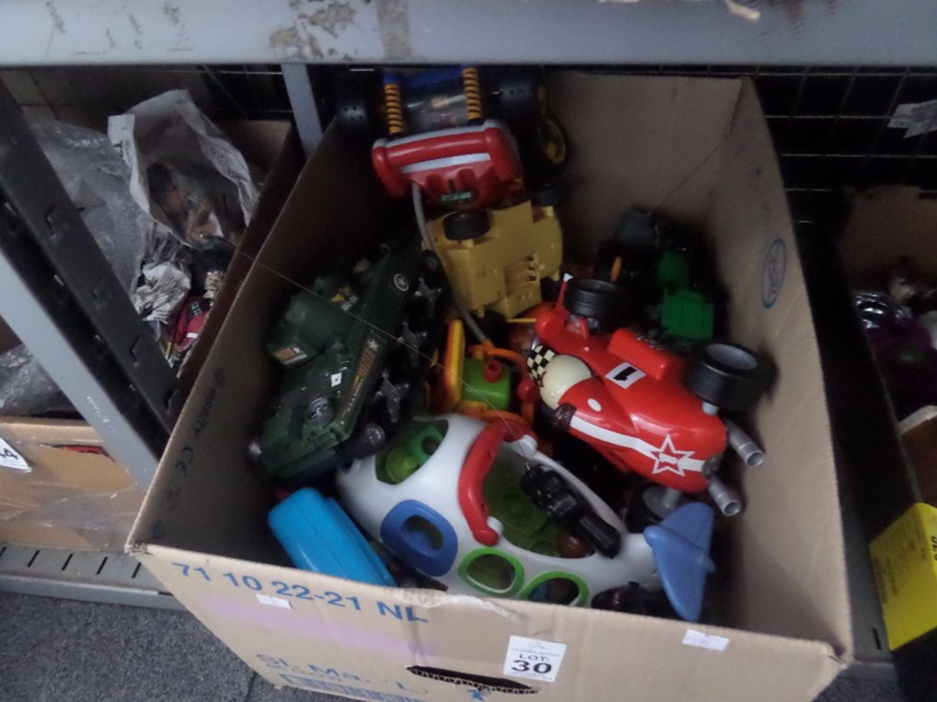 BOX OF CHILDRENS TOYS