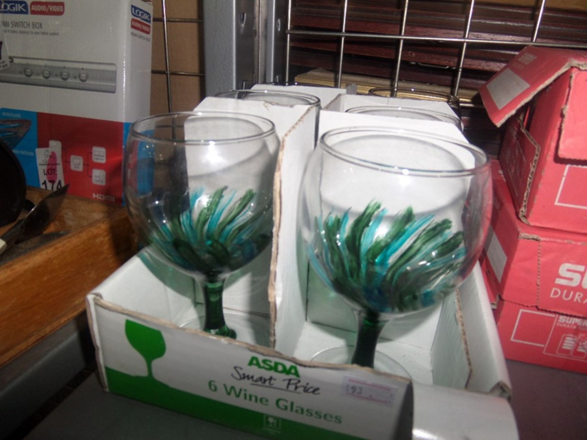 SET OF COLOURED WINE GLASSES