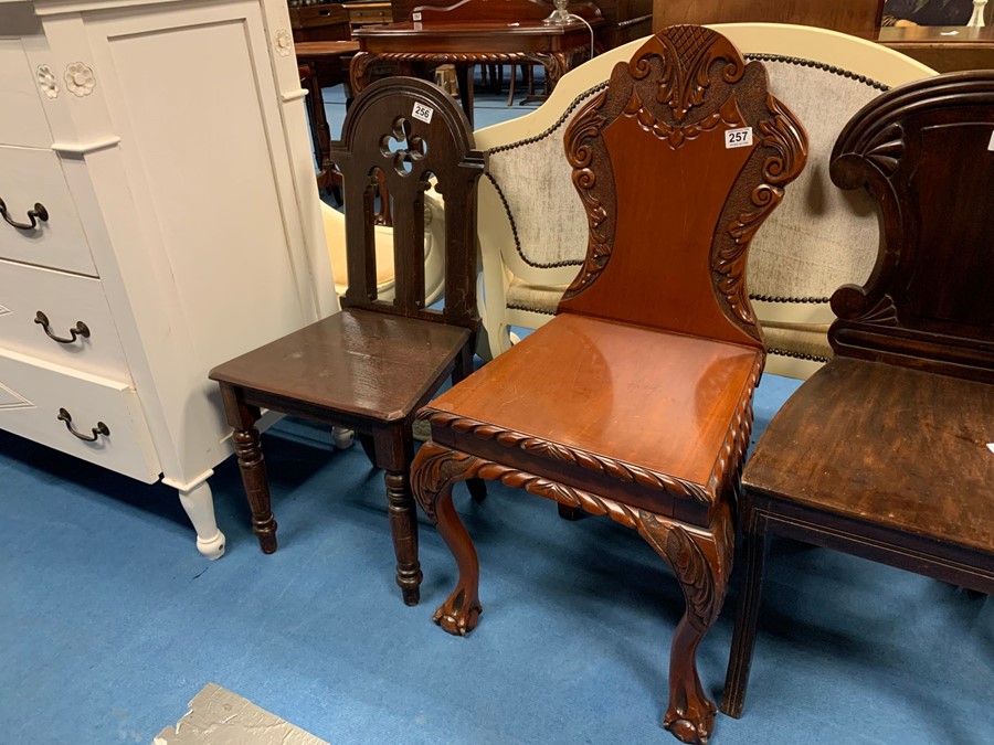 MAHOGANY CLAW BALL CHAIR