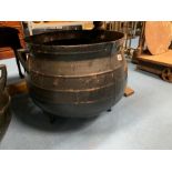 LARGE BLACK POT