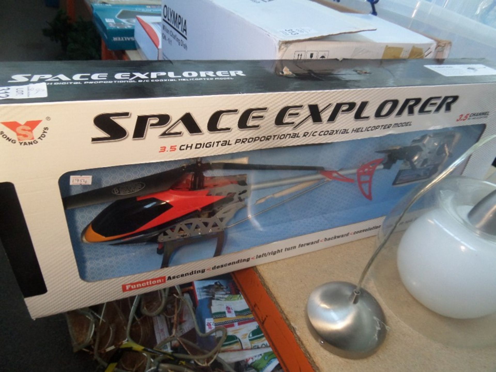 BOXED SPACE EXPLORER REMOTE HELICOPTER