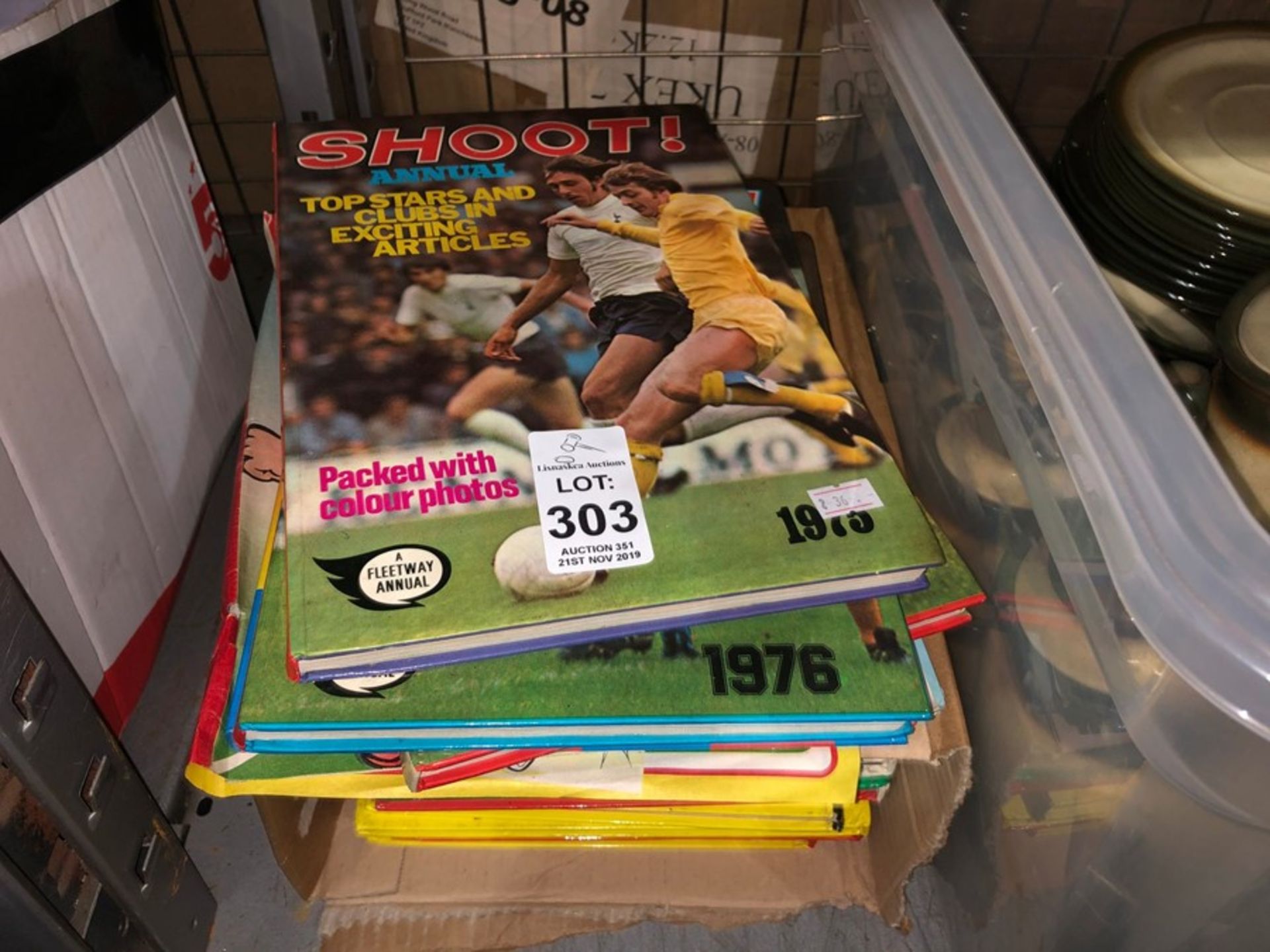 LOT OF FOOTBALL ANNUALS