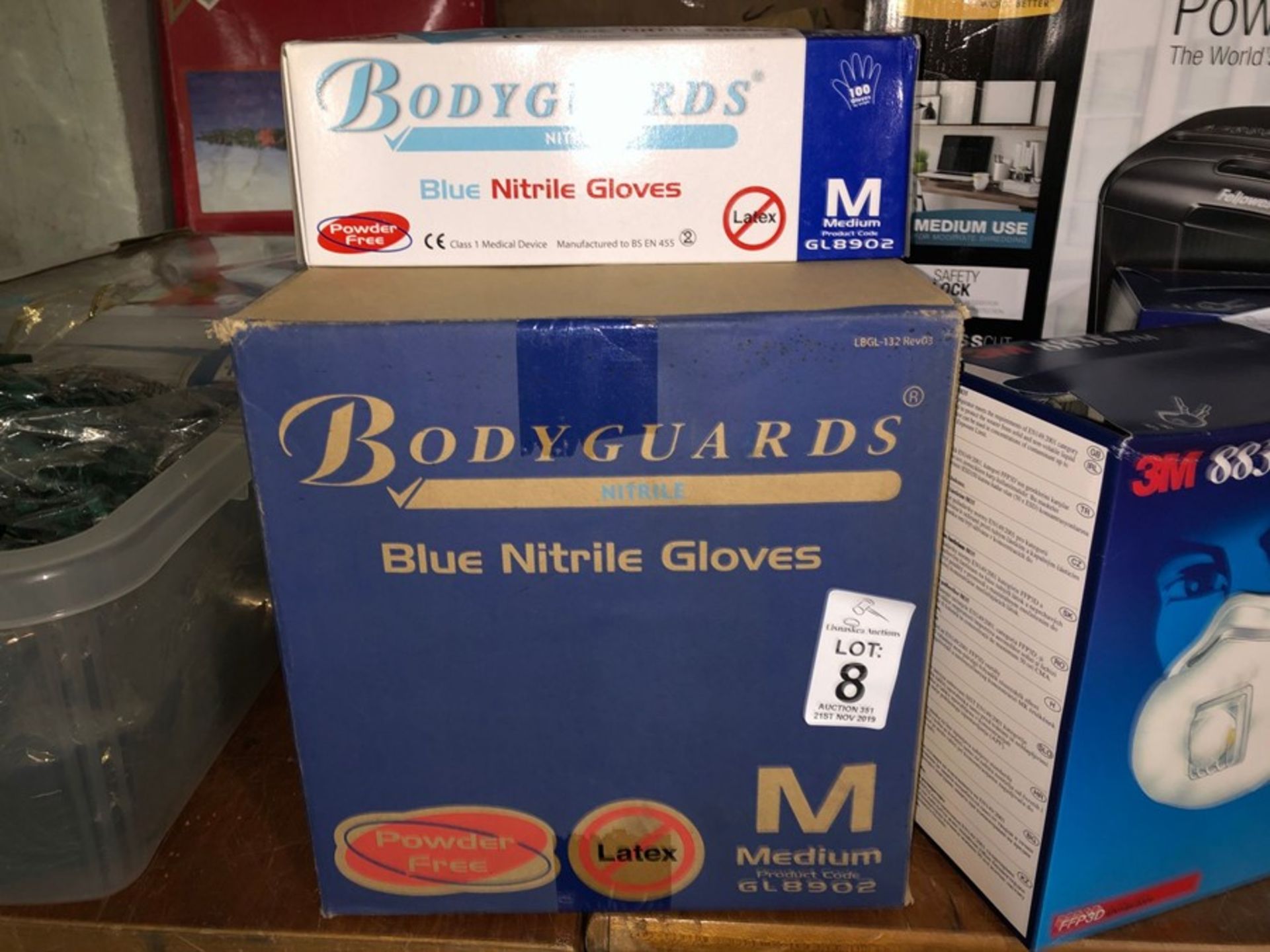 BOX OF BLUE NITRILE DISPOSABLE GLOVES