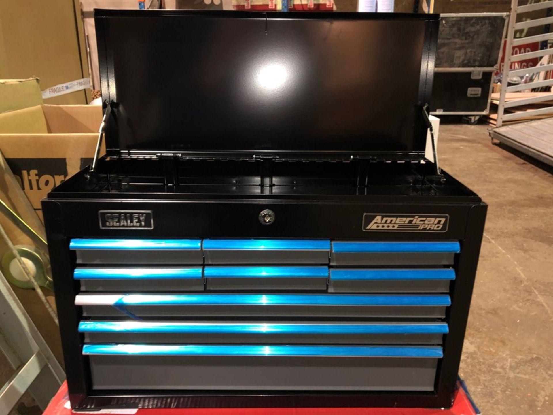 NEW SEALEY 9 DRAWER TOOL CHEST WITH KEY