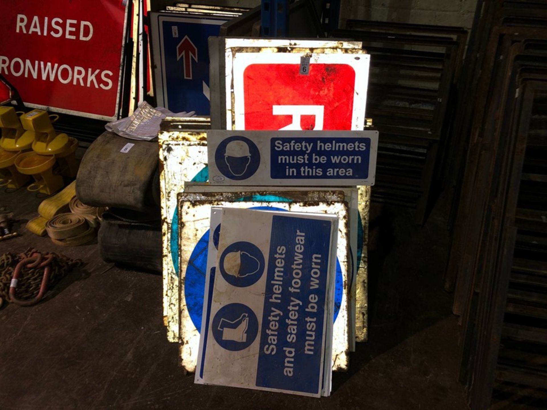 APPROX. 25 TIN ROAD SIGNS